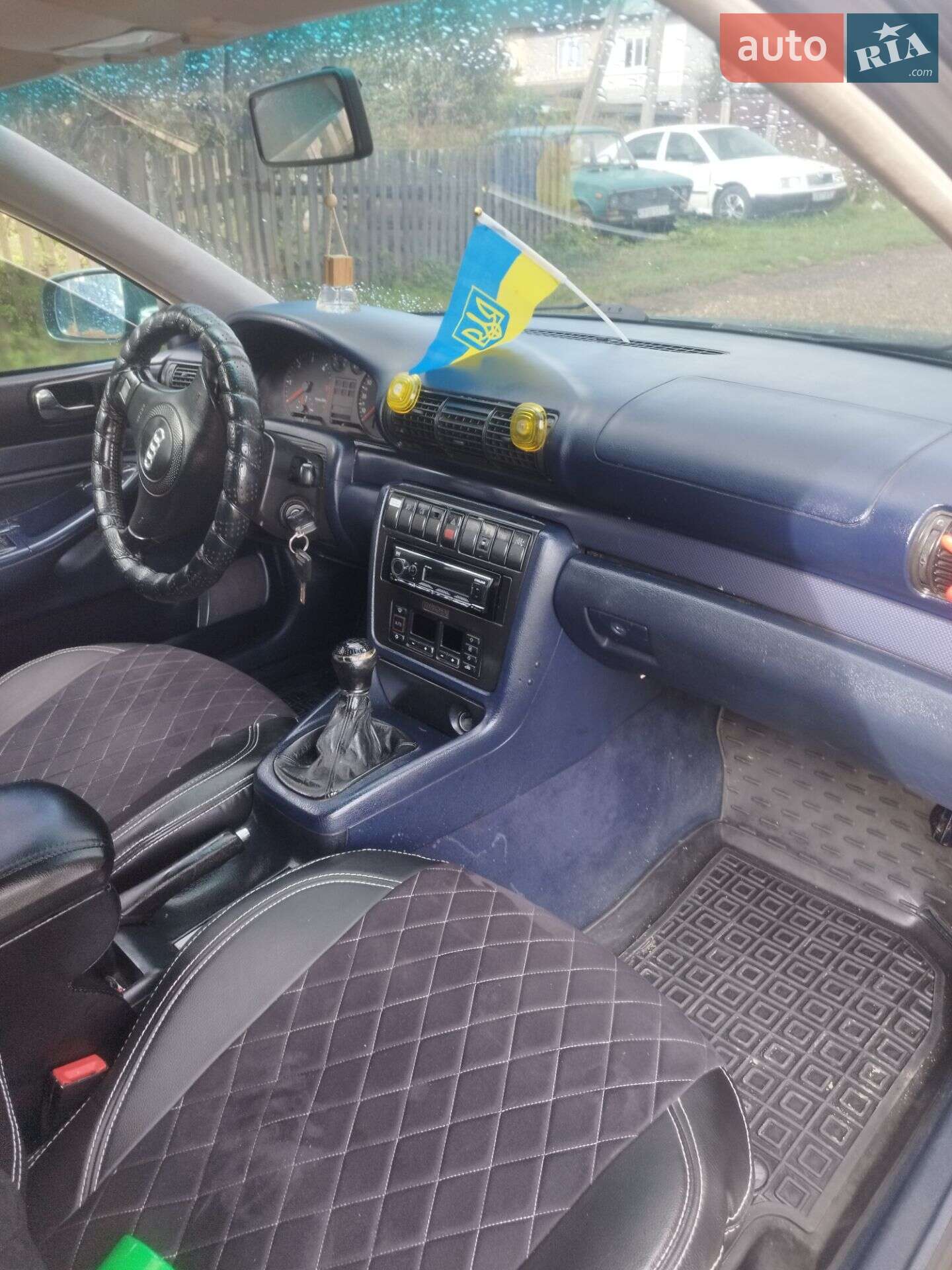 Audi A4 1998 VIN WAUZZZ8DZWA128214 фото оголошення 5 з 7