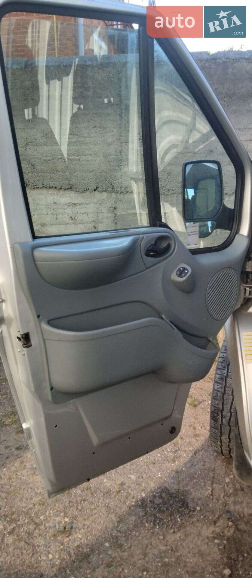 Ford Transit Custom 2011 VIN WF0SXXTTFSBK52361 фото оголошення 11 з 28