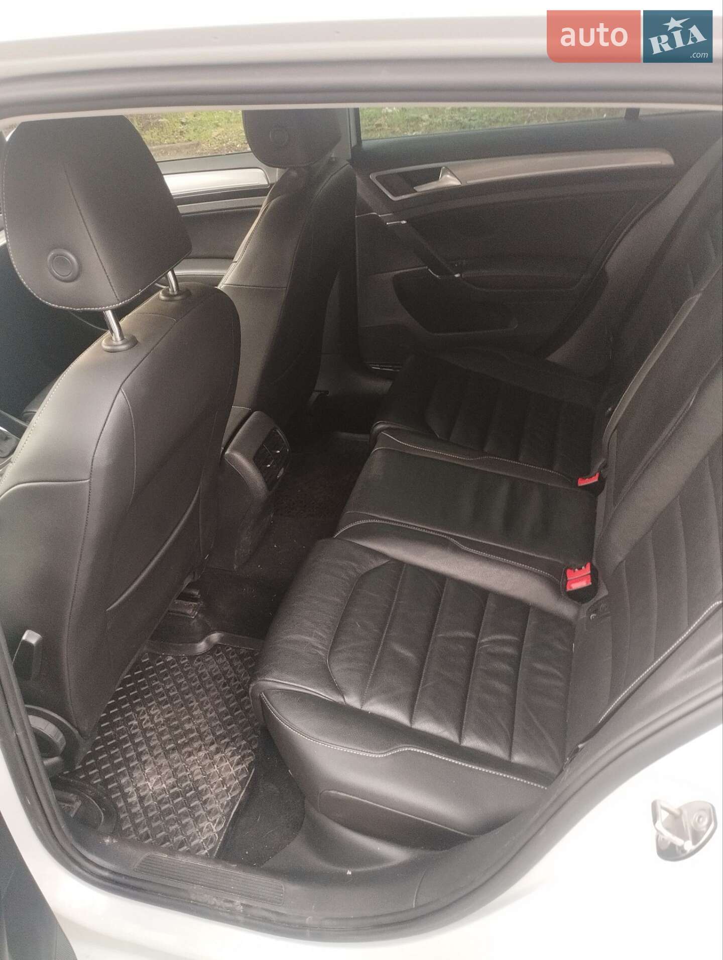 Volkswagen e-Golf 2016 VIN WVWZZZAUZGW910389 фото оголошення 6 з 8