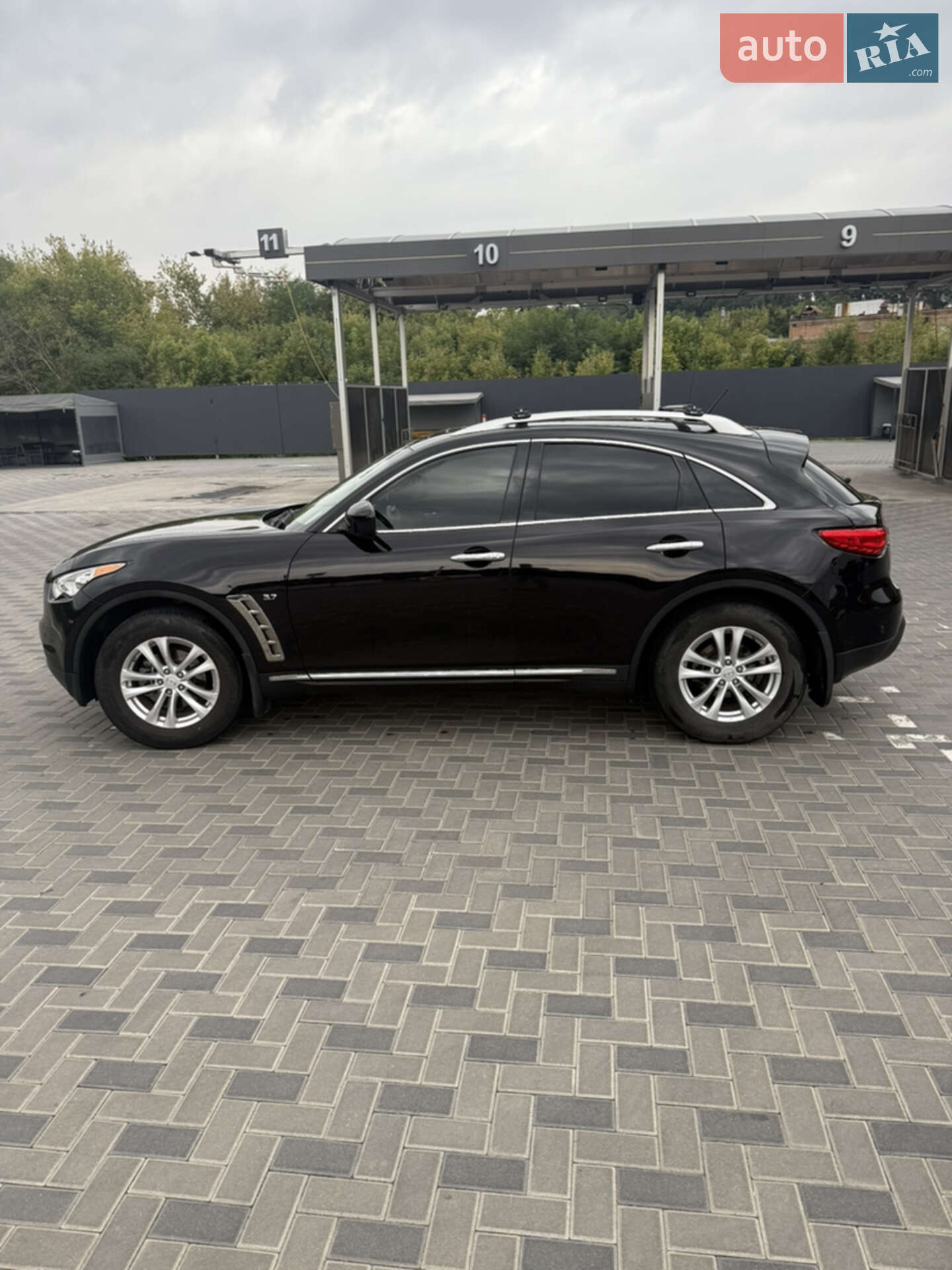 Infiniti QX70 2016 VIN JN8CS1MW4HM410045 фото оголошення 4 з 24