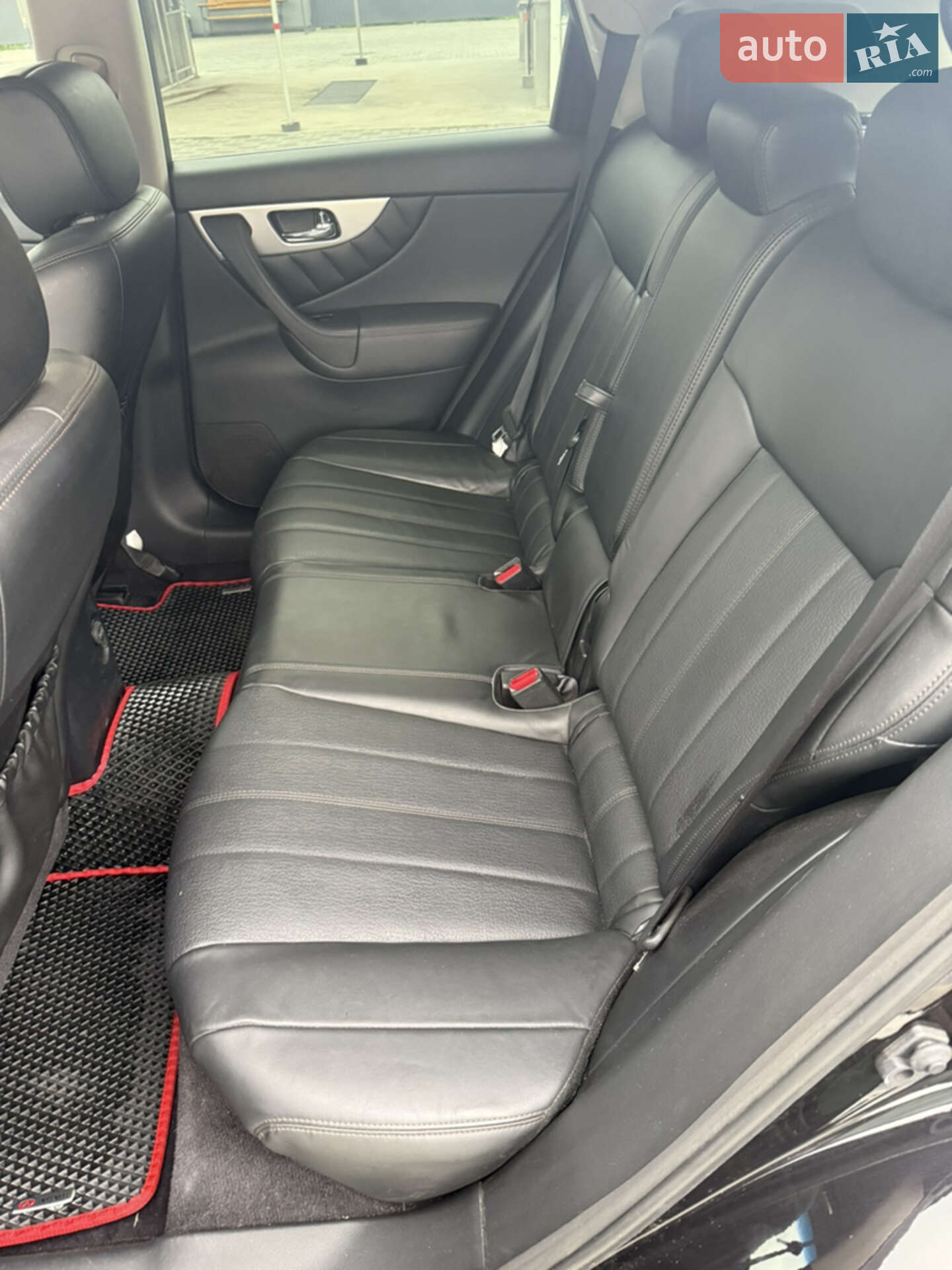 Infiniti QX70 2016 VIN JN8CS1MW4HM410045 фото оголошення 10 з 24