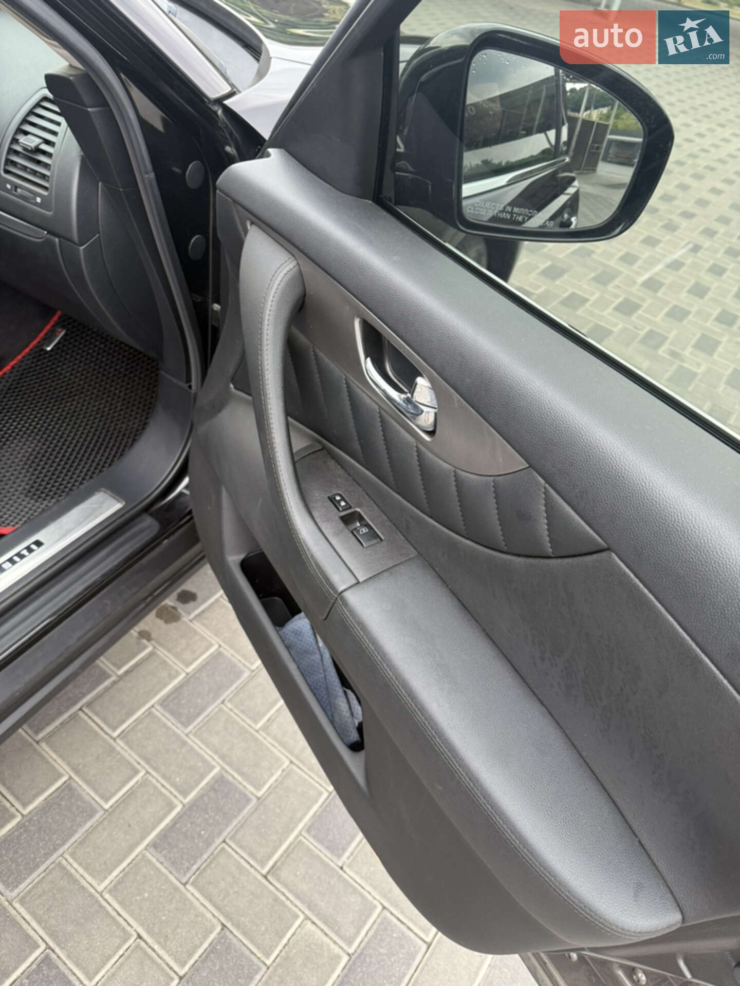 Infiniti QX70 2016 VIN JN8CS1MW4HM410045 фото оголошення 14 з 24