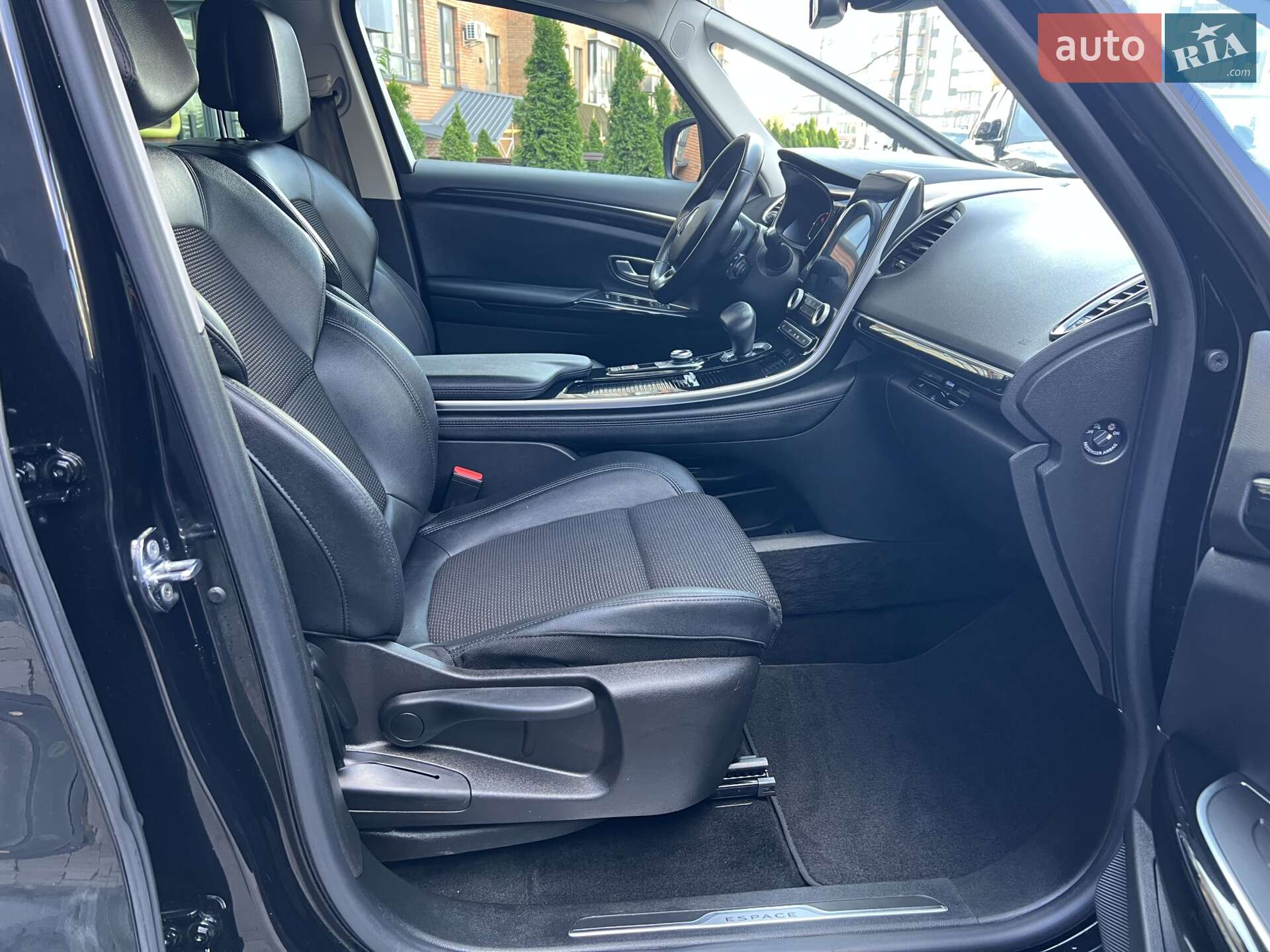 Renault Espace 2021 VIN VF1RFC00268295960 фото оголошення 3 з 63
