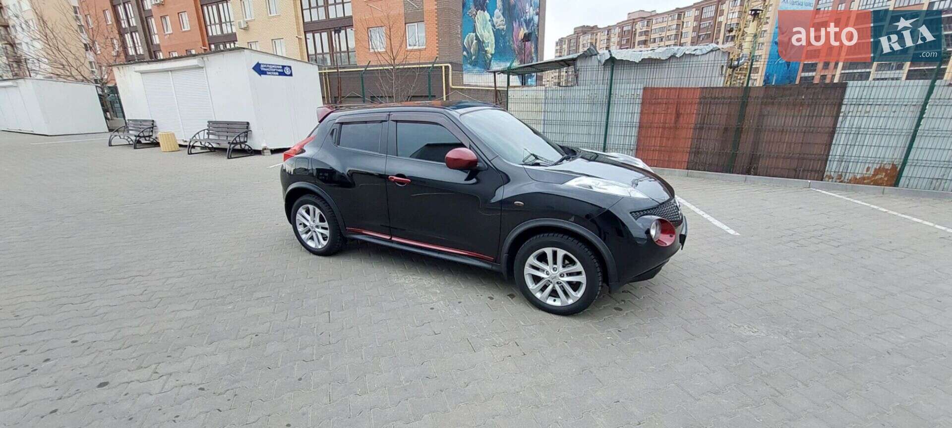 Nissan Juke 2011 VIN SJNFBAF15U6096323 фото оголошення 2 з 14