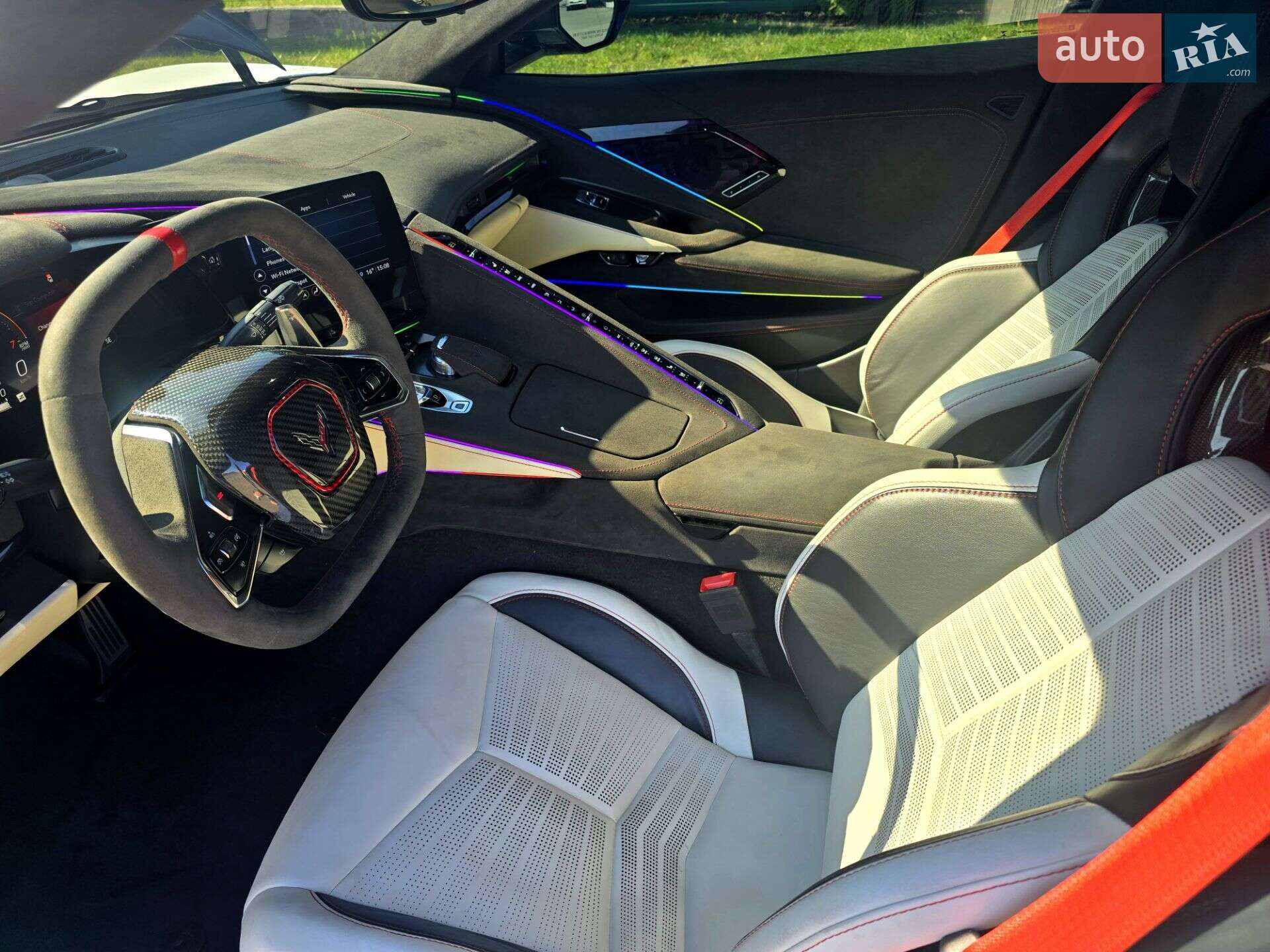 Chevrolet Corvette 2022 VIN 1G1YC3D45P5501724 фото оголошення 5 з 19