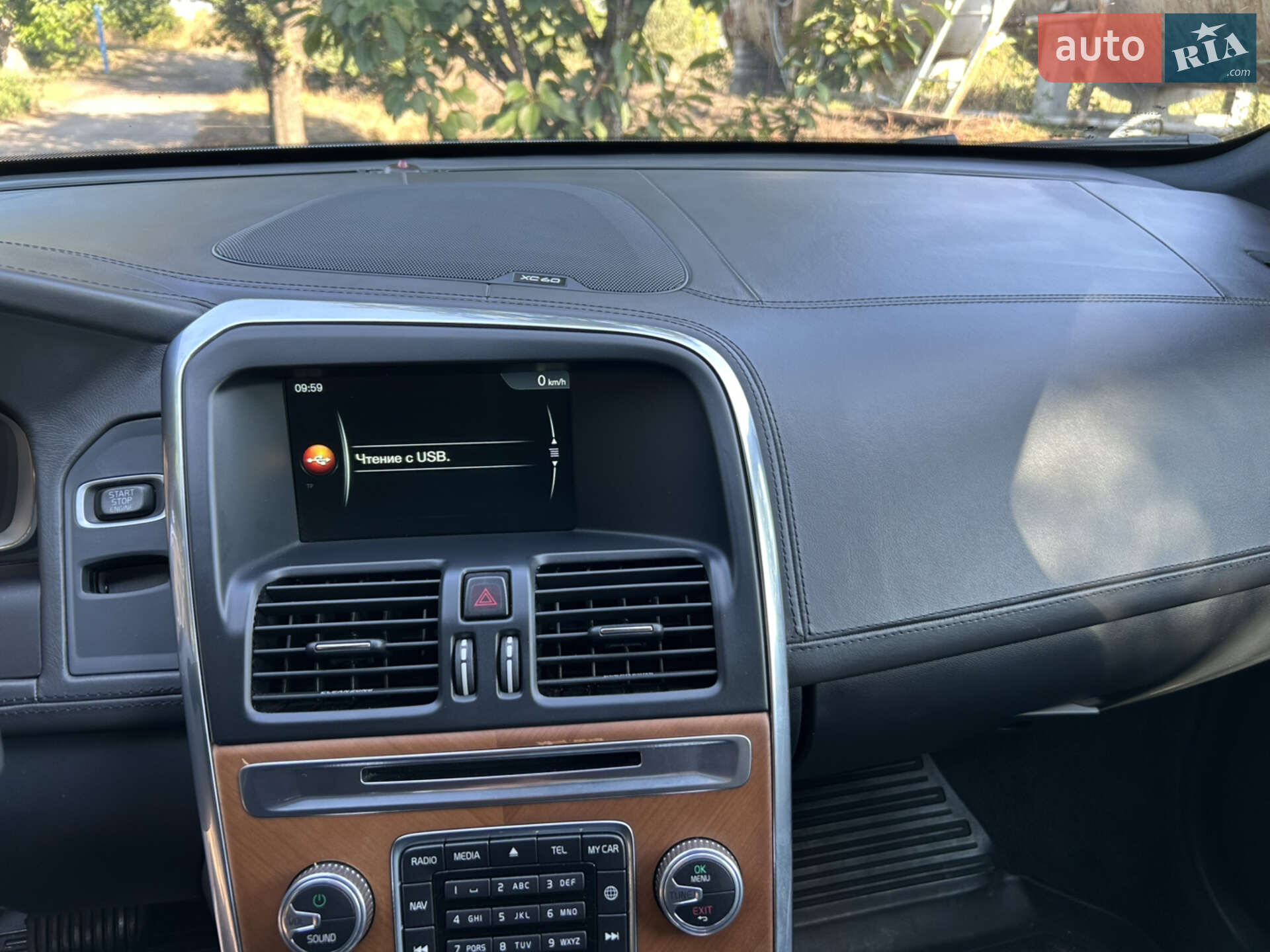 Volvo XC60 2016 VIN YV1DZA5C6H2043087 фото оголошення 36 з 51