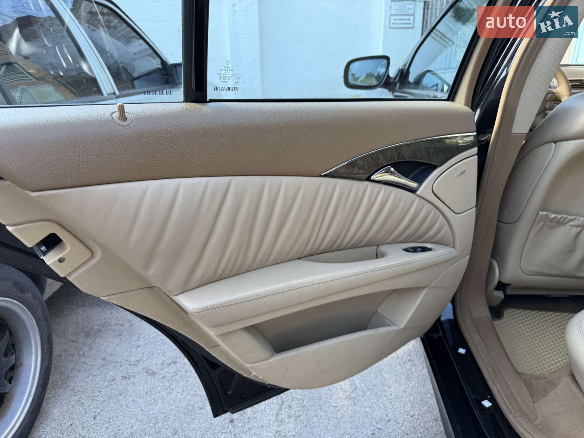 Mercedes-Benz E-Class 2006 VIN WDB2110221A990095 фото оголошення 8 з 9