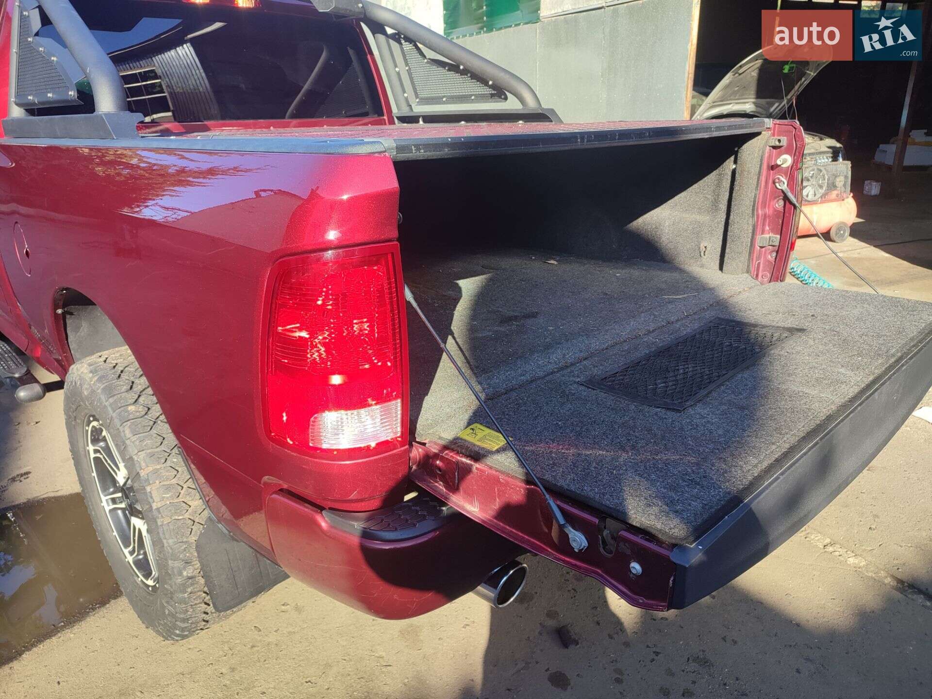 Dodge RAM 1500 2017 VIN 1C6RR7FT8JS135490 фото оголошення 5 з 35