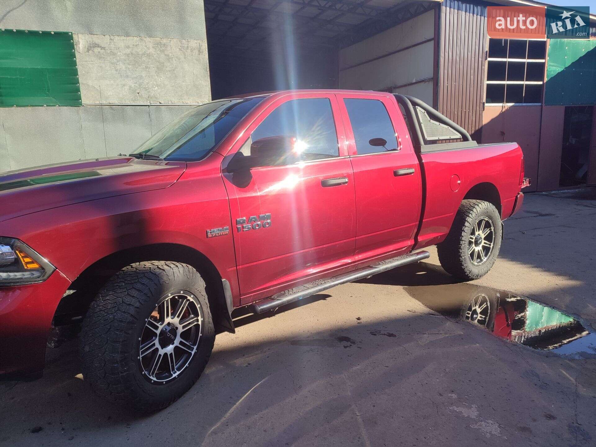 Dodge RAM 1500 2017 VIN 1C6RR7FT8JS135490 фото оголошення 9 з 35