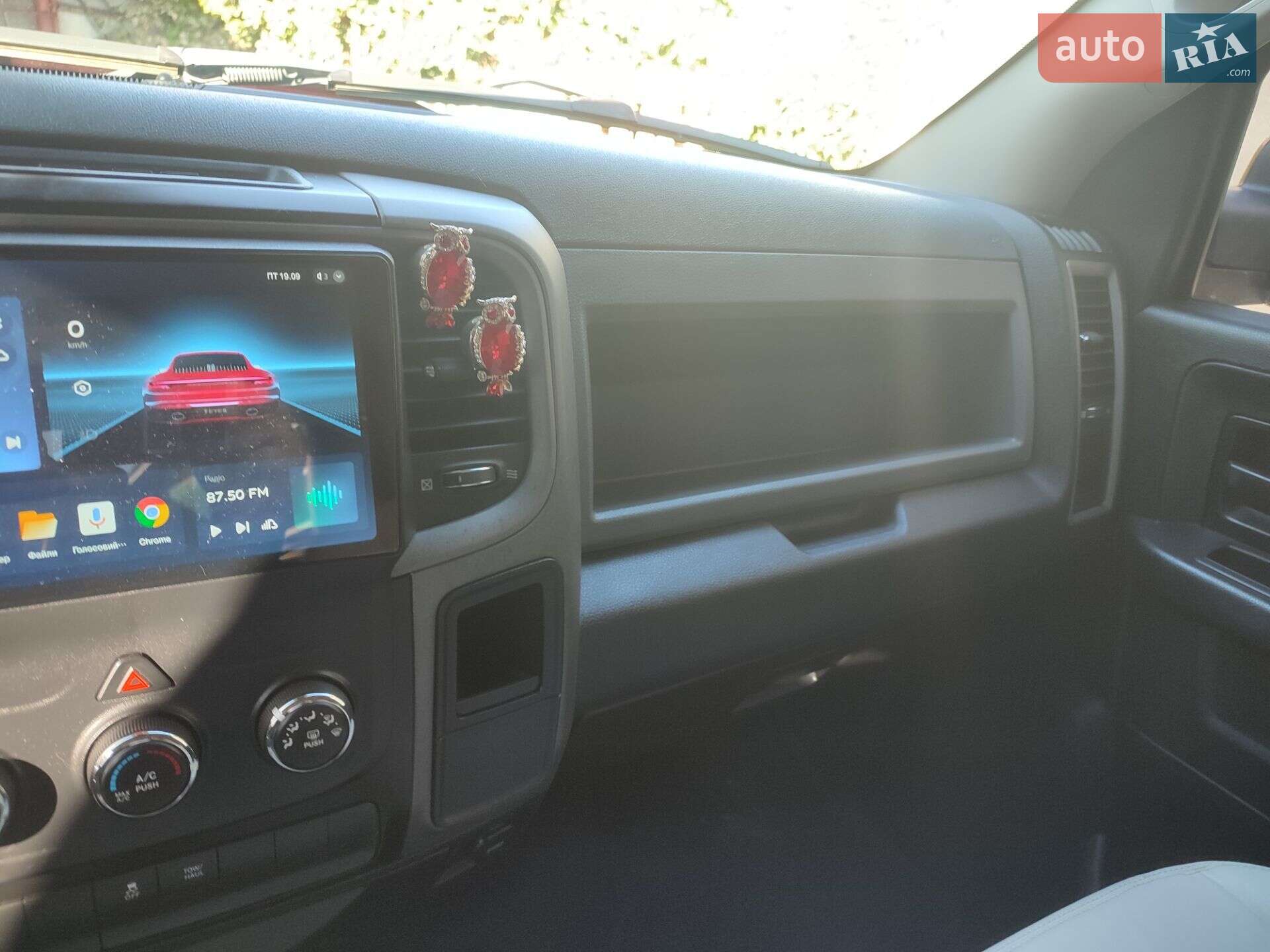 Dodge RAM 1500 2017 VIN 1C6RR7FT8JS135490 фото оголошення 18 з 35