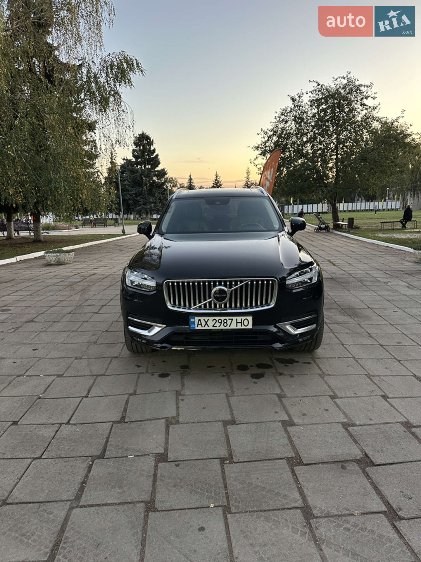 Volvo Xc90 2019 VIN YV1LCA3UCL1551677 фото оголошення 24 з 39
