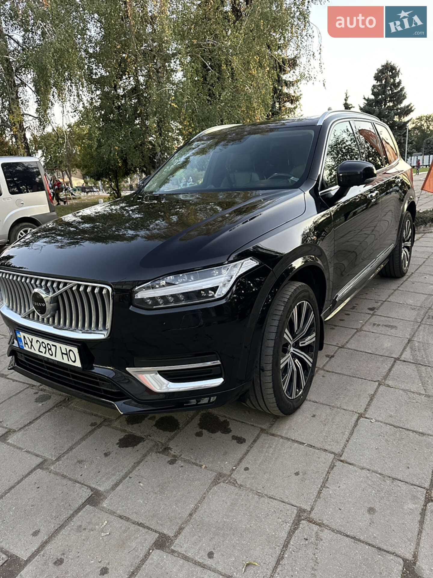 Volvo Xc90 2019 VIN YV1LCA3UCL1551677 фото оголошення 22 з 39