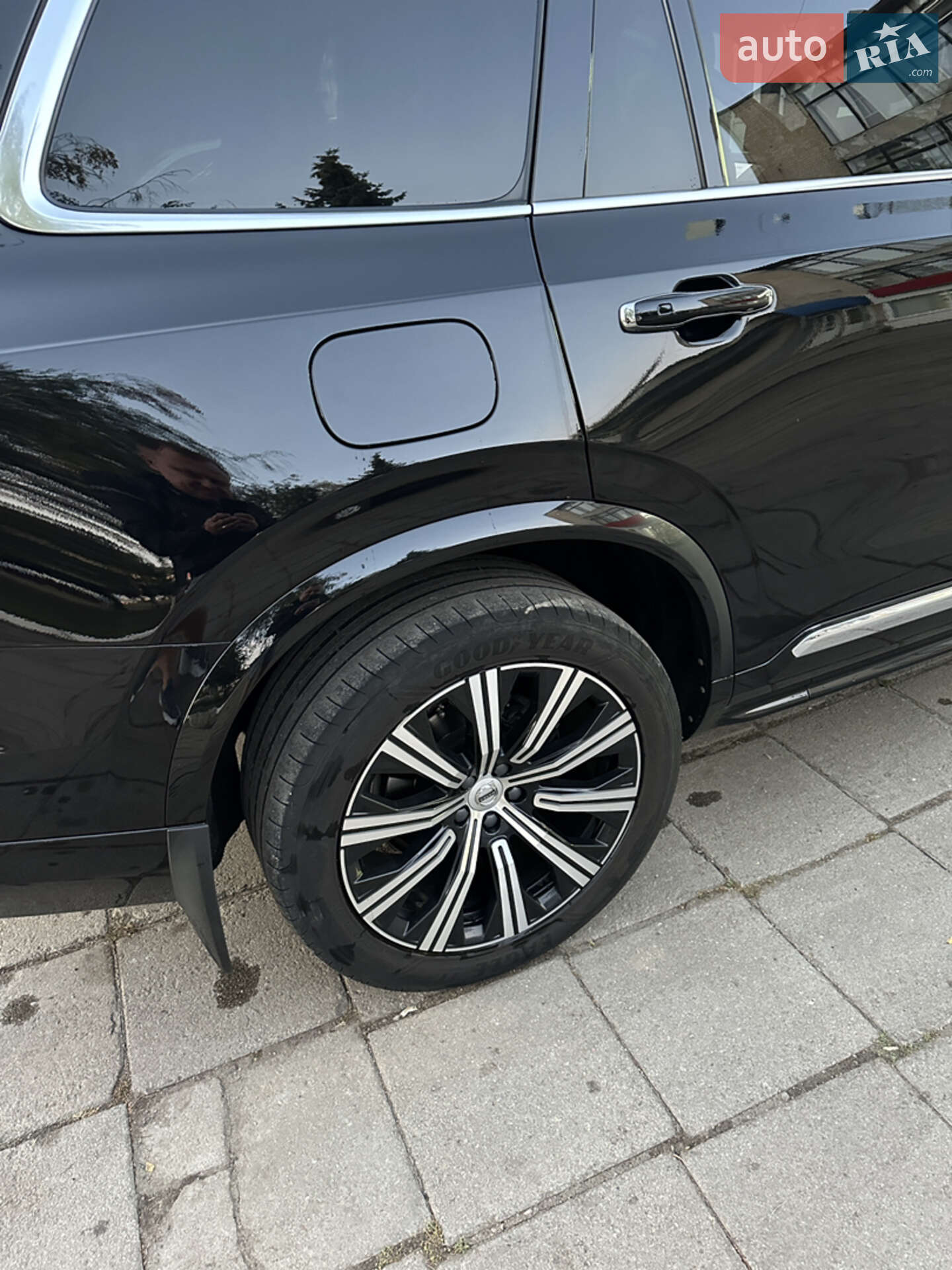 Volvo Xc90 2019 VIN YV1LCA3UCL1551677 фото оголошення 31 з 39