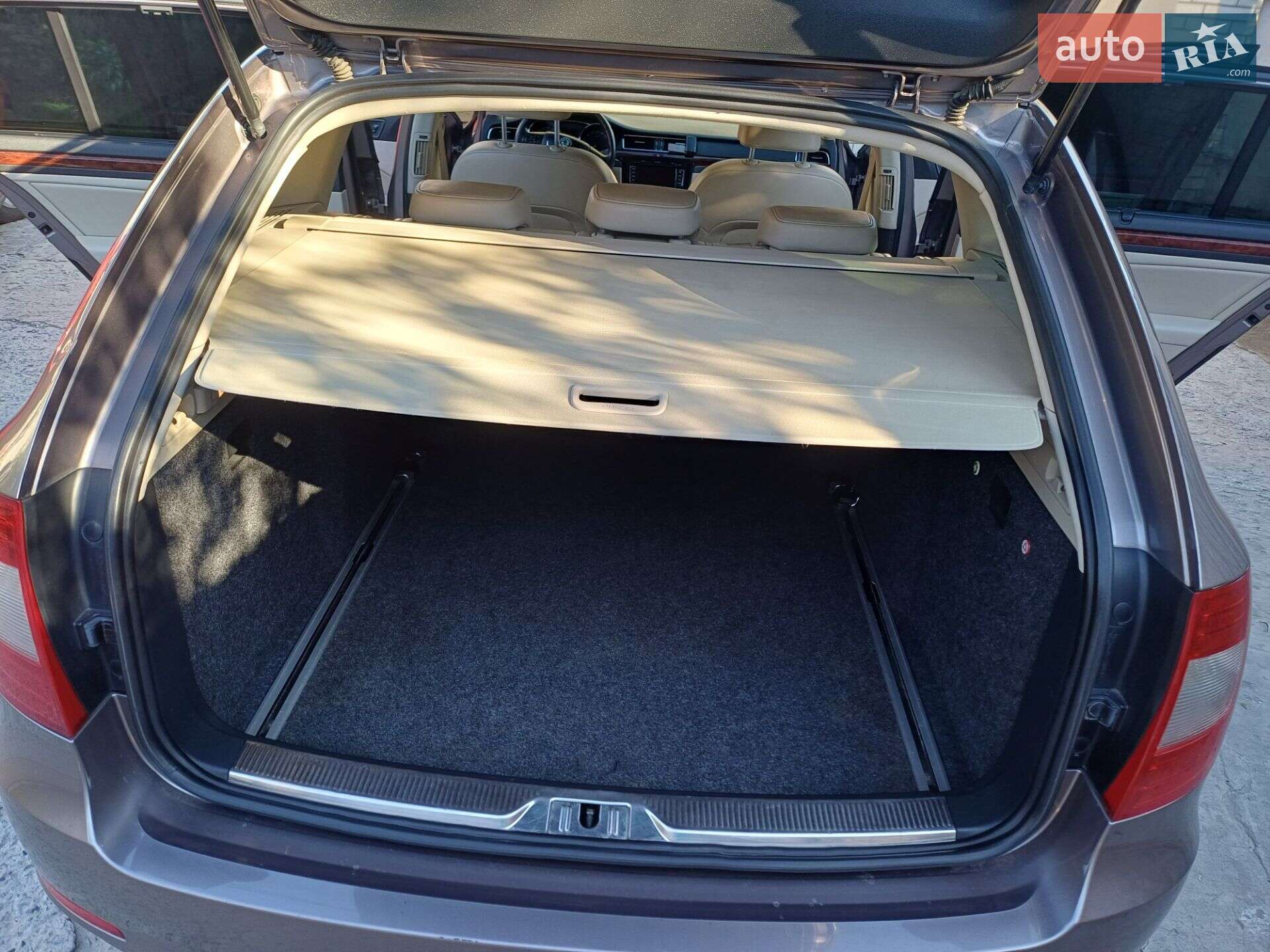 Skoda Superb 2013 VIN TMBJJ73T8D9033720 фото оголошення 18 з 39
