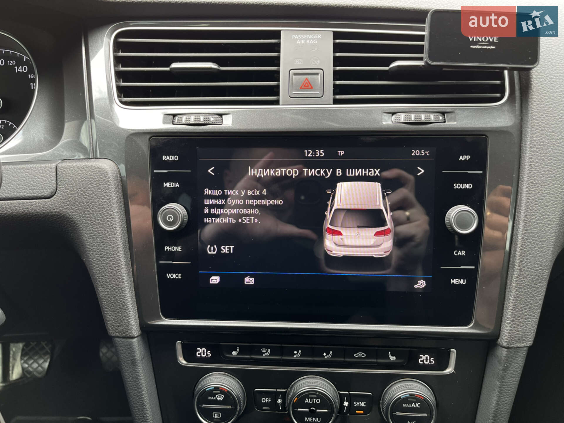 Volkswagen Golf 2017 VIN WVWZZZAUZJP567081 фото оголошення 30 з 53