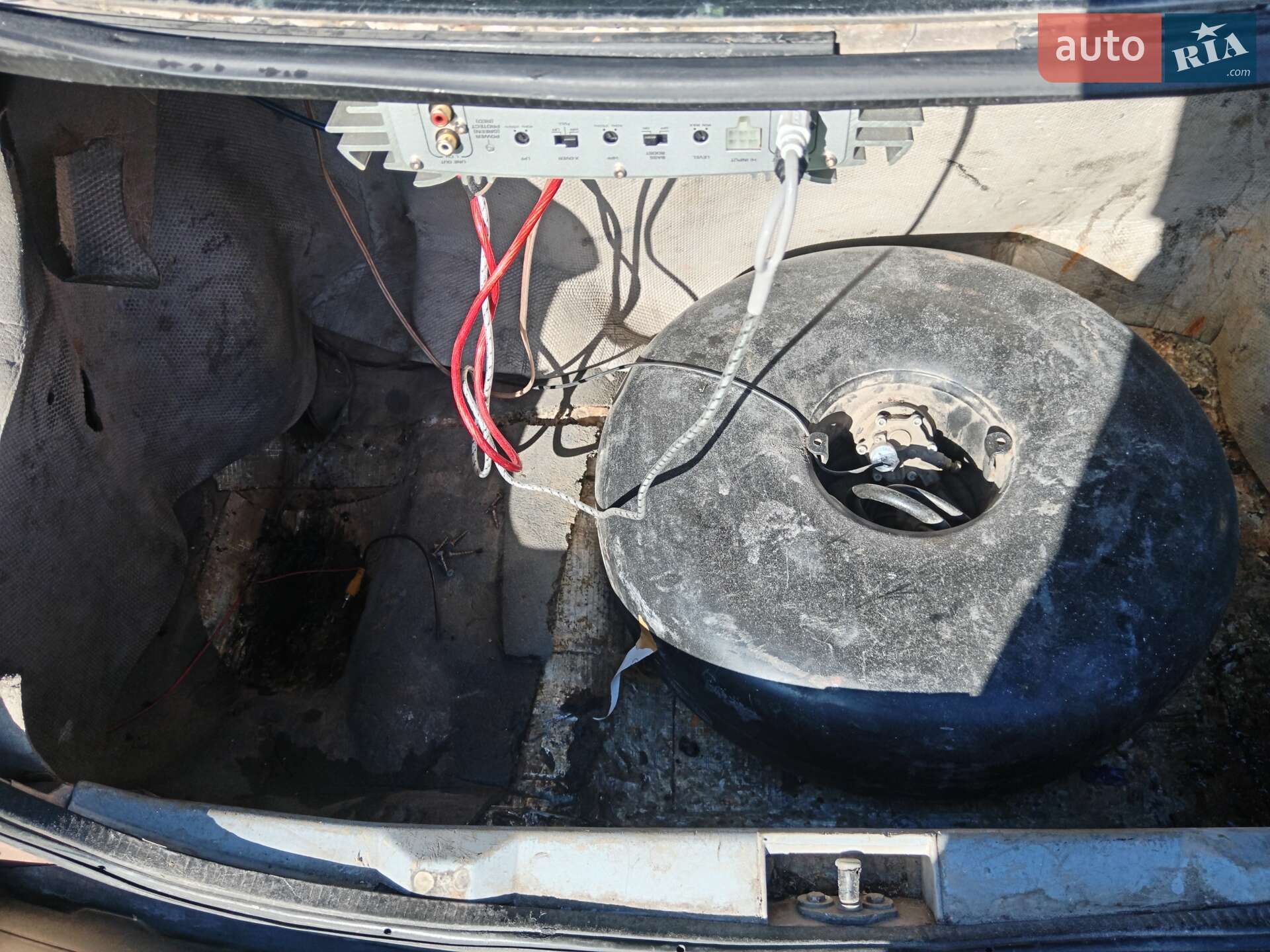 Audi 80 1987 VIN WAUZZZ89ZHA393443 фото оголошення 16 з 16