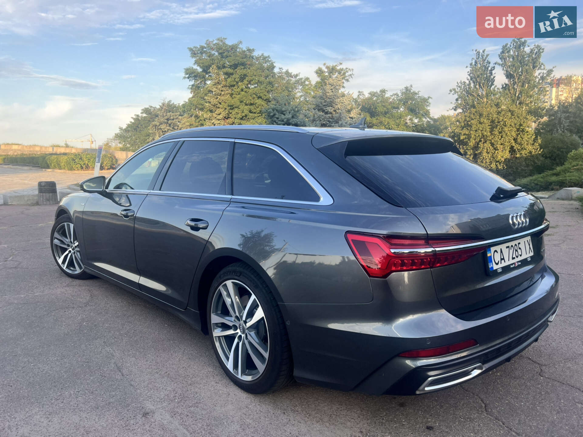 Audi A6 2019 VIN WAUZZZF26KN121919 фото оголошення 6 з 11