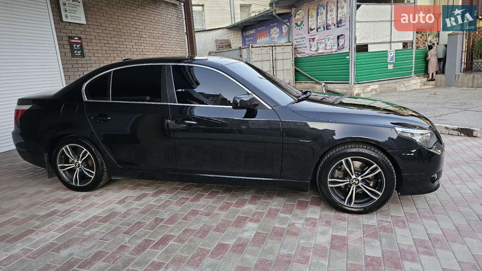 BMW 5 Series 2008 VIN WBANU11010CW42558 фото оголошення 16 з 75