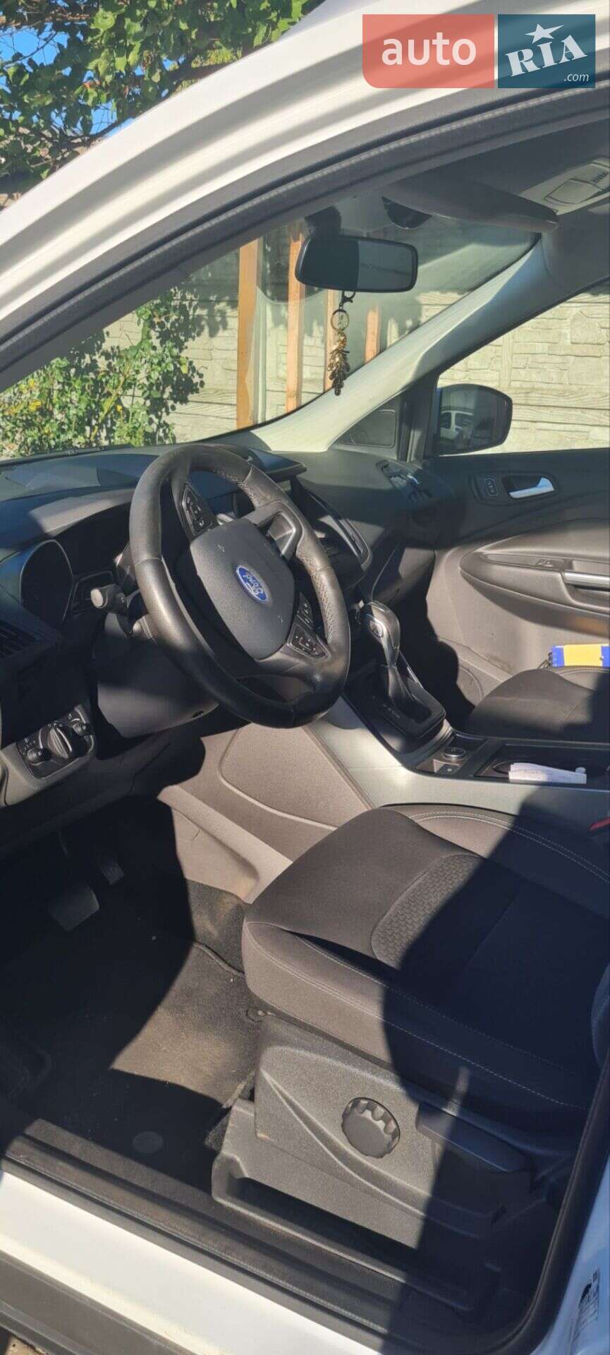 Ford Kuga 2019 VIN WF0AXXWPMAKD77263 фото оголошення 2 з 6