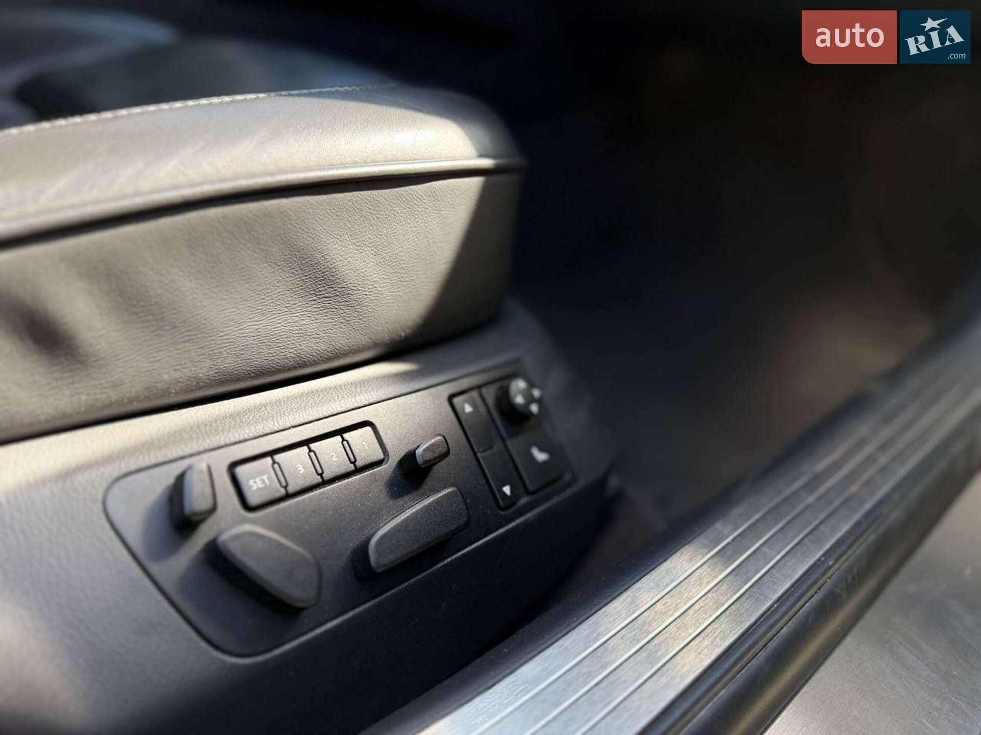 Volkswagen Phaeton 2009 VIN WVWZZZ3DZ98101110 фото оголошення 24 з 25