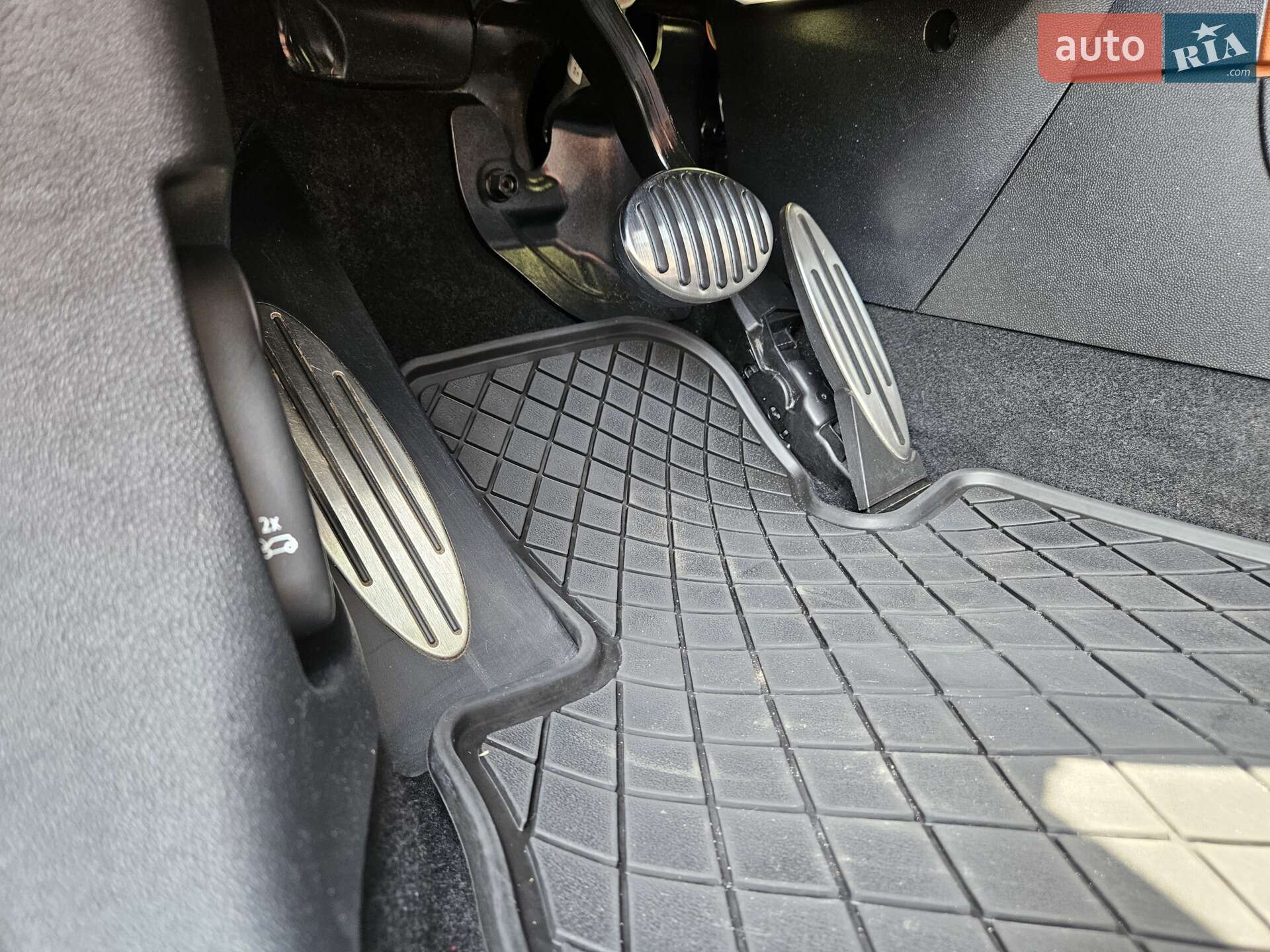 Mini Countryman 2023 VIN WMZ33BS07R3R75961 фото оголошення 60 з 97
