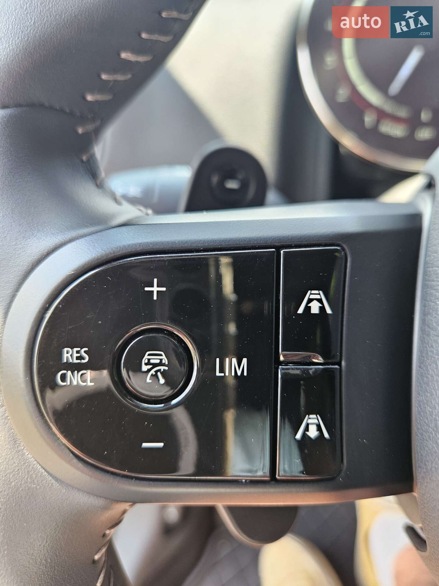 Mini Countryman 2023 VIN WMZ33BS07R3R75961 фото оголошення 67 з 97