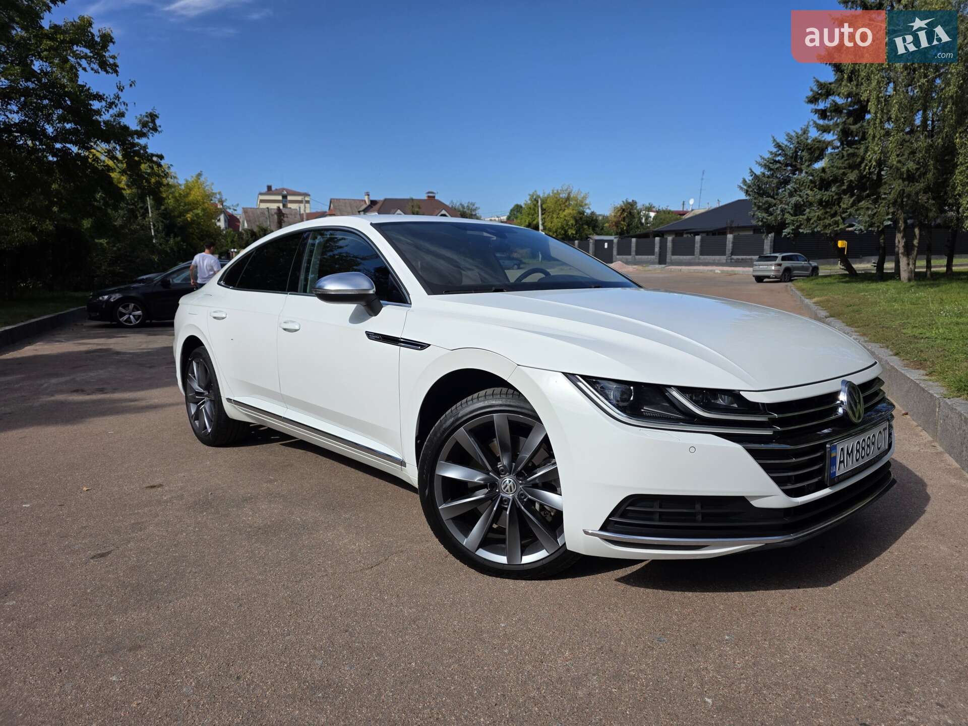 Volkswagen Arteon 2018 VIN WVWZZZ3HZKE002925 фото оголошення 2 з 26