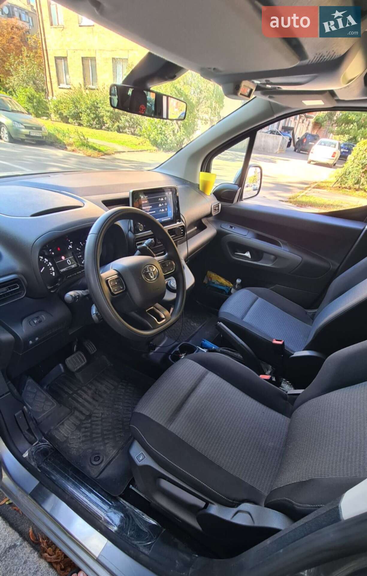 Toyota Proace City Verso 2021 VIN YARECYHZRGJ973436 фото оголошення 12 з 21