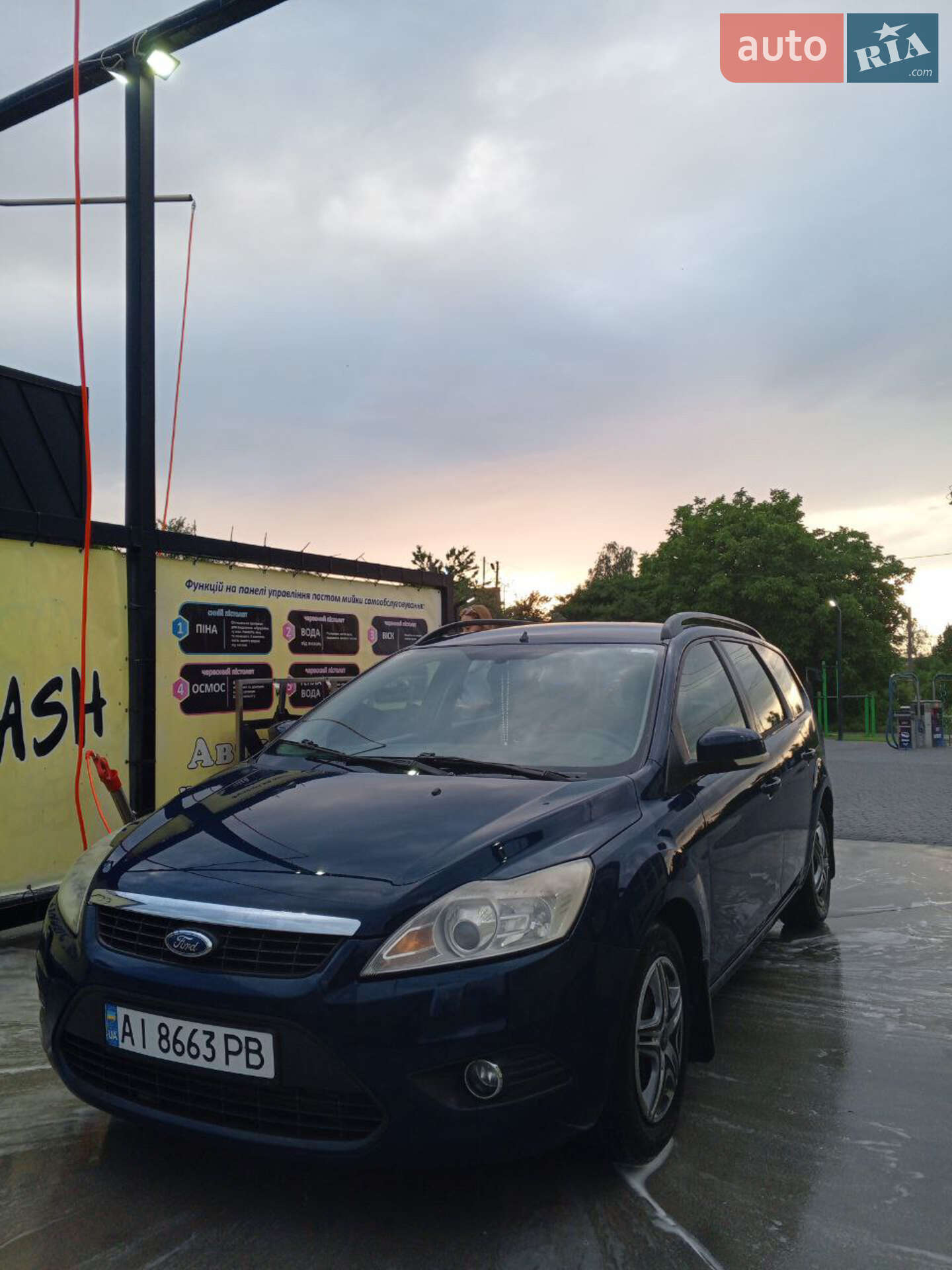 Ford Focus 2010 VIN WF0SXXGCDSAS04506 фото оголошення 3 з 4