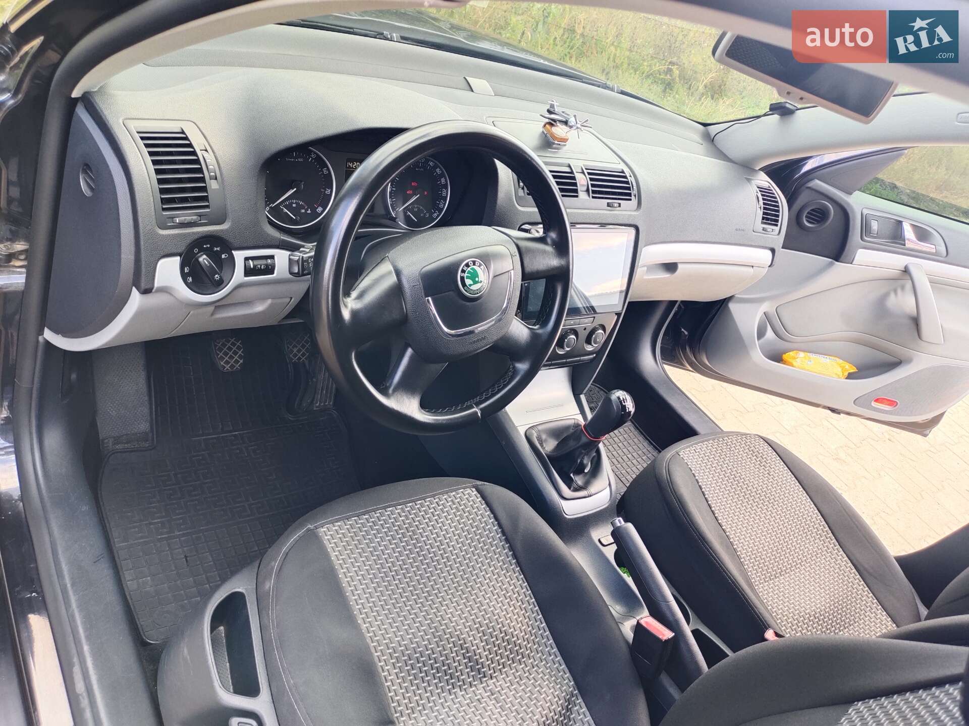 Skoda Octavia 2009 VIN TMBHK61Z0A2040310 фото оголошення 3 з 11