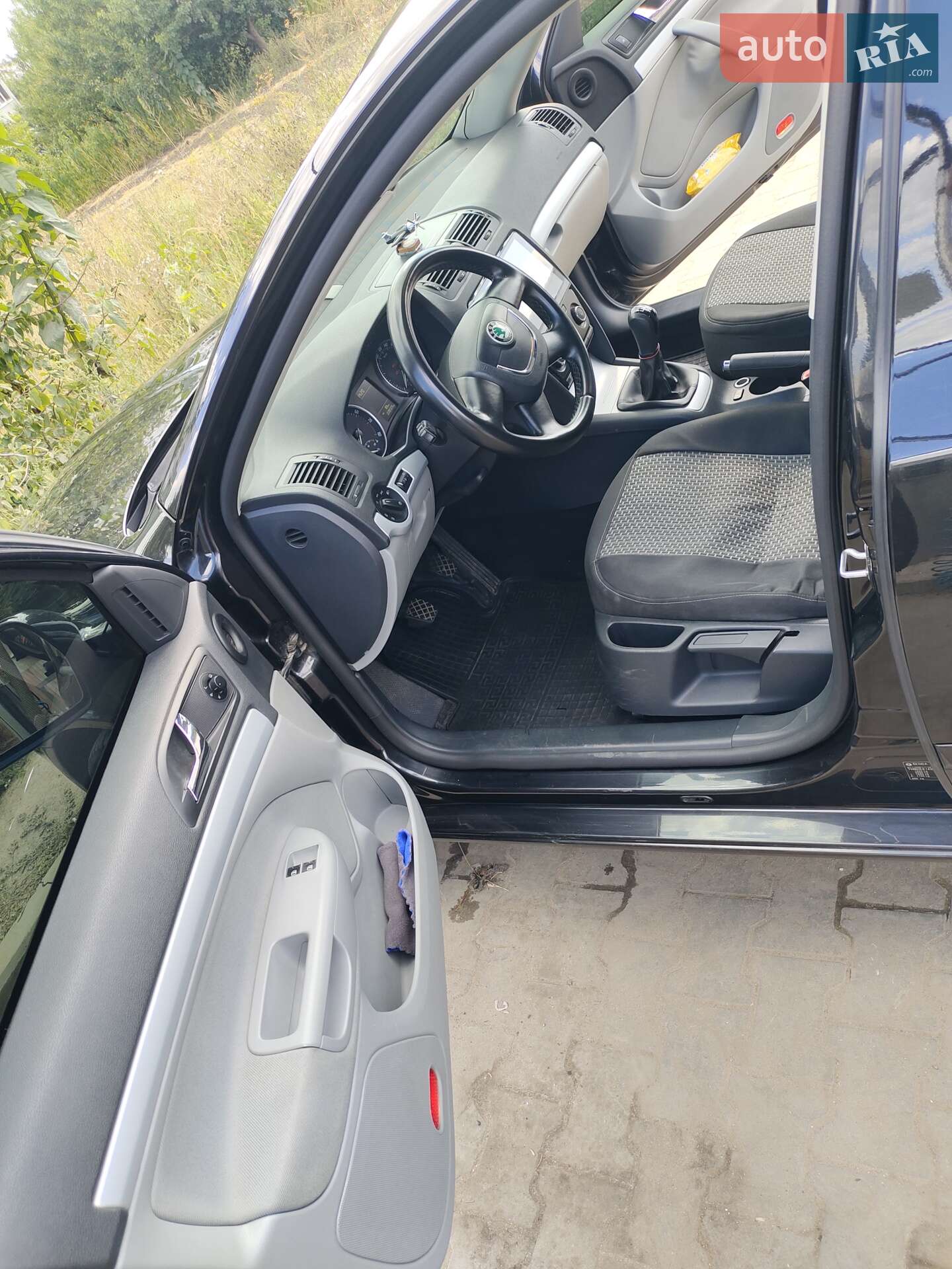 Skoda Octavia 2009 VIN TMBHK61Z0A2040310 фото оголошення 4 з 11