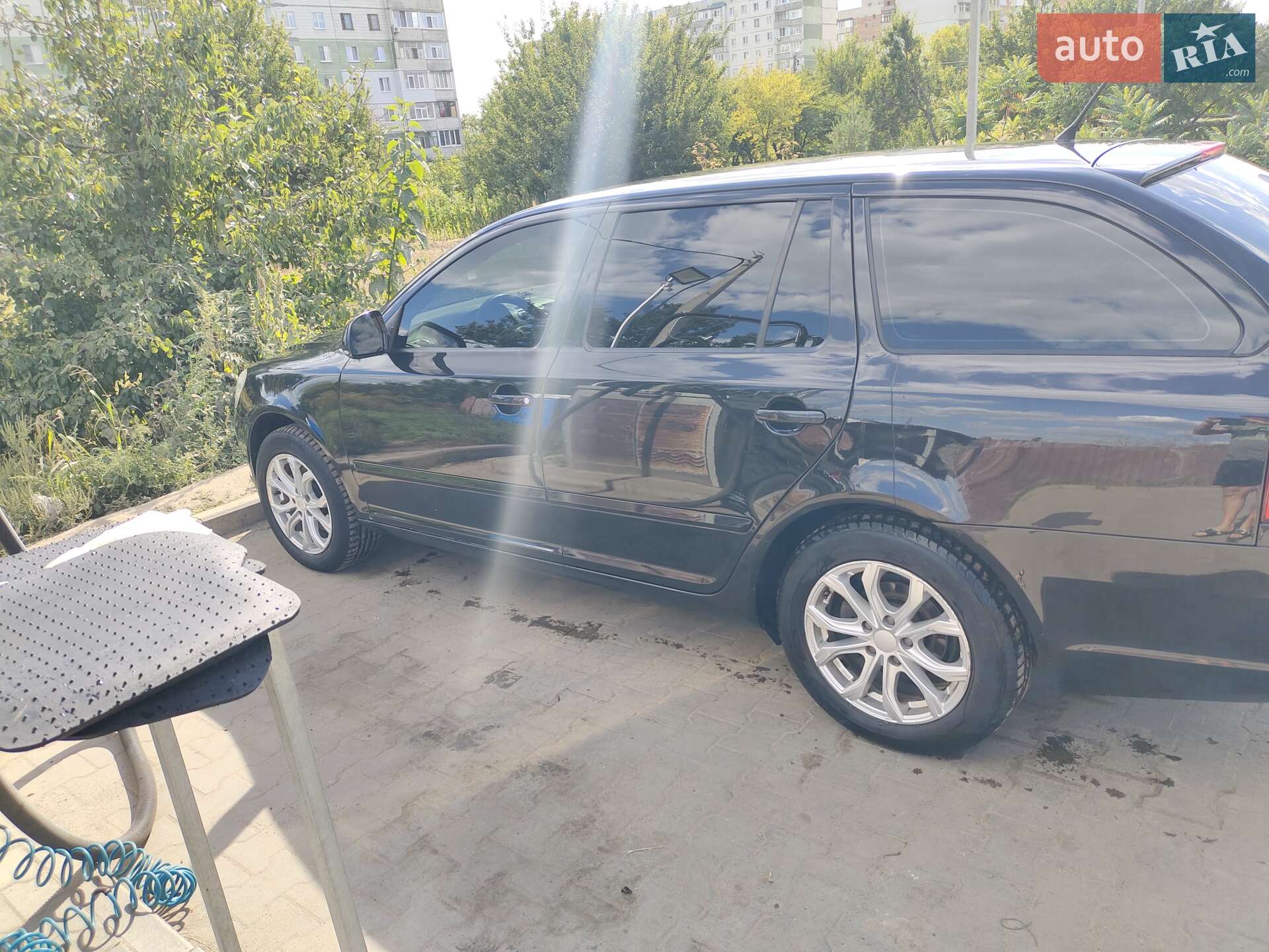Skoda Octavia 2009 VIN TMBHK61Z0A2040310 фото оголошення 10 з 11