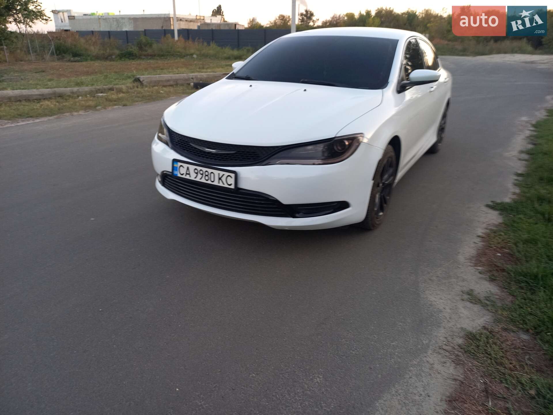 Chrysler 200 2015 VIN 1C3CCCAB5GN157739 фото оголошення 24 з 36