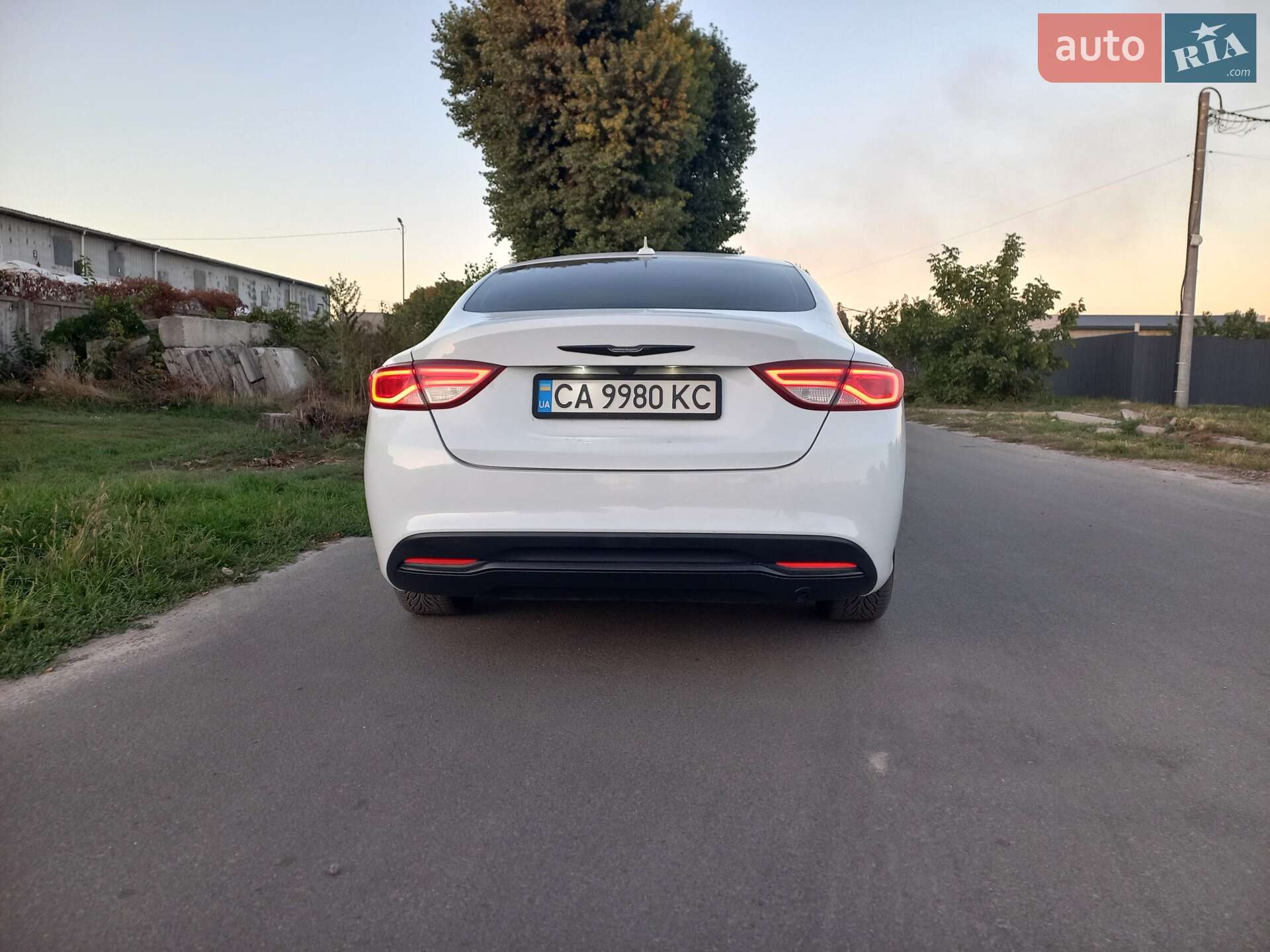 Chrysler 200 2015 VIN 1C3CCCAB5GN157739 фото оголошення 31 з 36