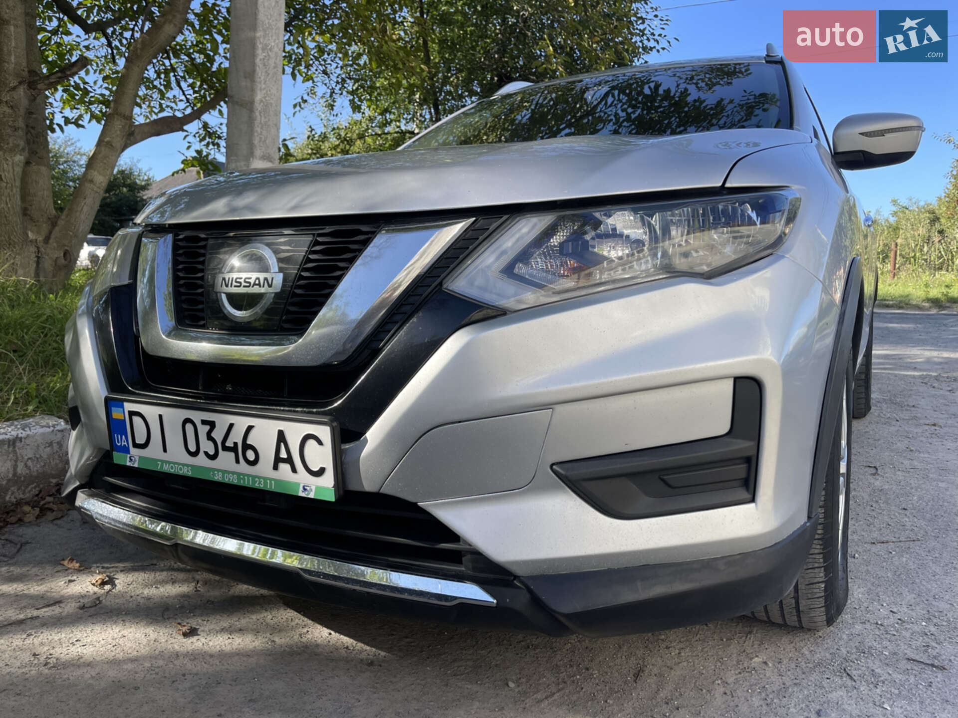 Nissan Rogue 2017 VIN KNMAT2MTXJP523725 фото оголошення 5 з 19