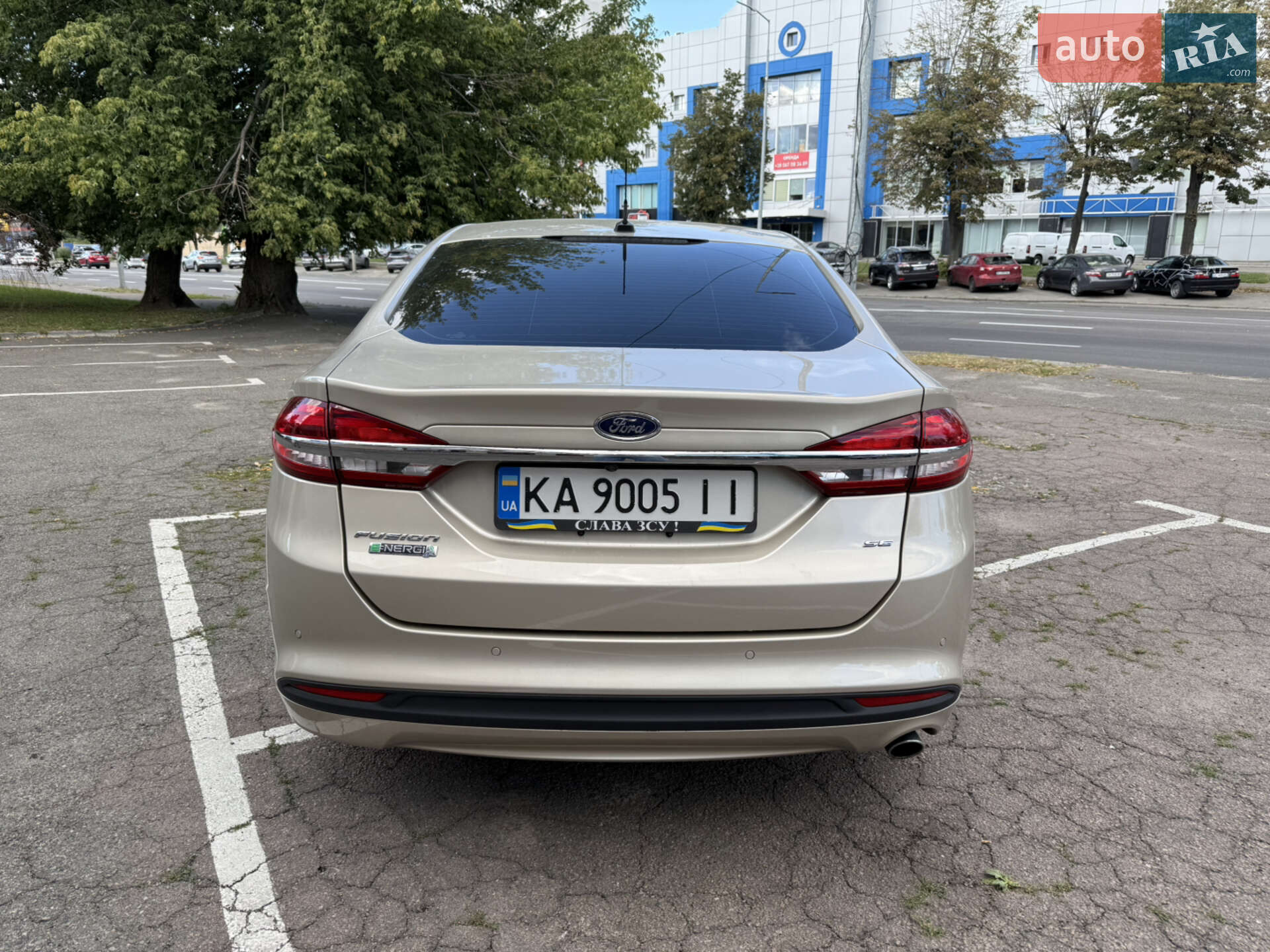 Ford Fusion 2017 VIN 3FA6P0PU0JR123576 фото оголошення 18 з 39