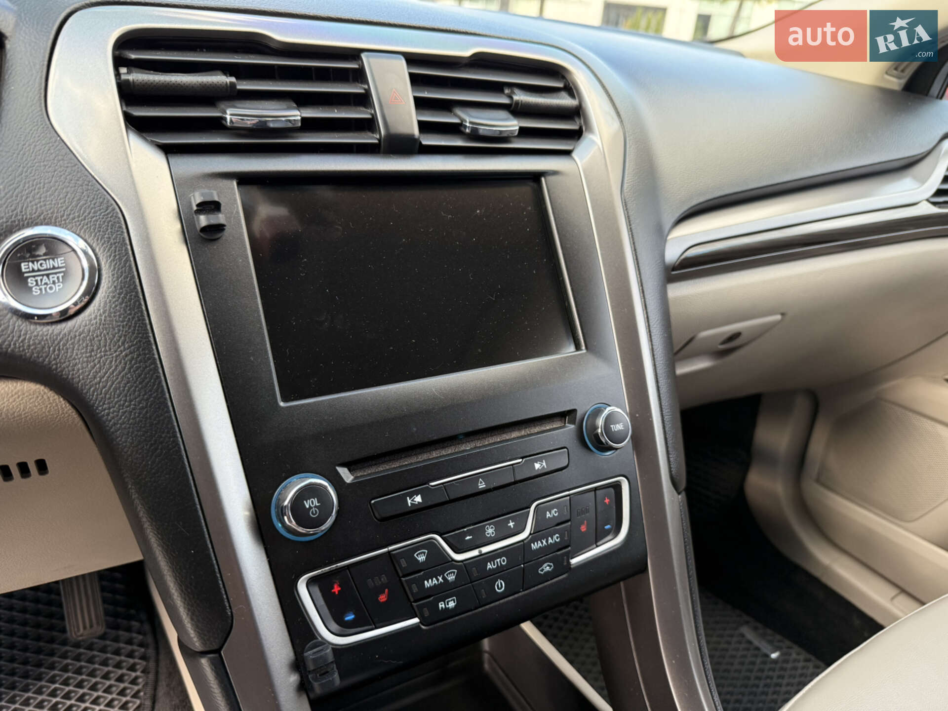 Ford Fusion 2017 VIN 3FA6P0PU0JR123576 фото оголошення 31 з 39