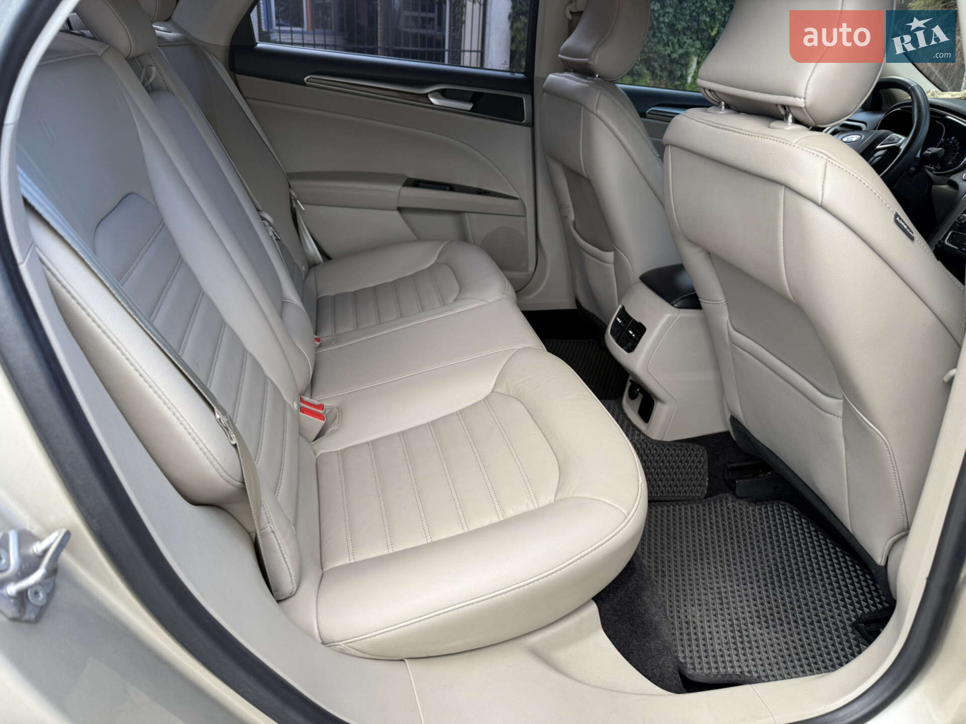 Ford Fusion 2017 VIN 3FA6P0PU0JR123576 фото оголошення 36 з 39