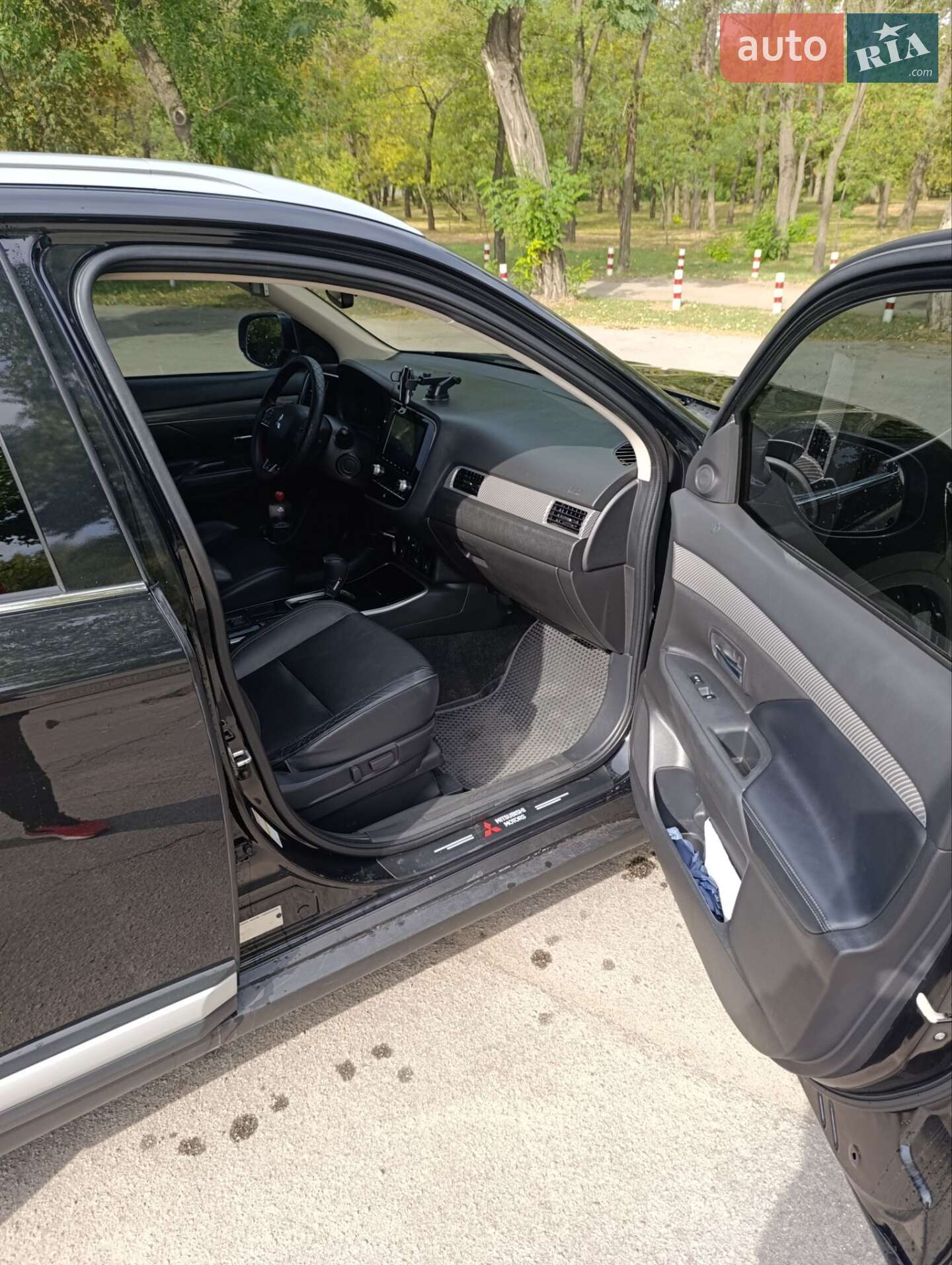 Mitsubishi Outlander 2020 VIN JA4AD3A3XLZ032810 фото оголошення 7 з 12