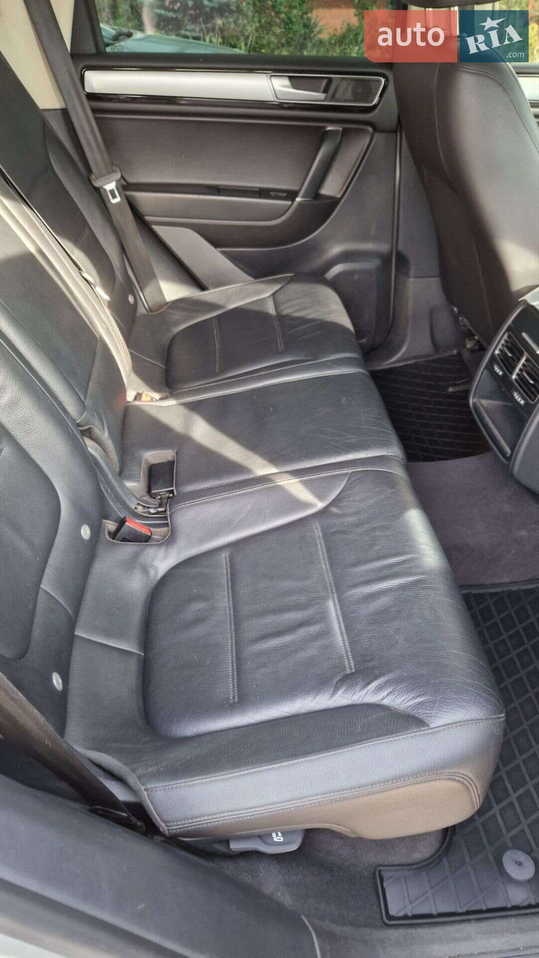 Volkswagen Touareg 2015 VIN WVGZZZ7PZFD008109 фото оголошення 3 з 13