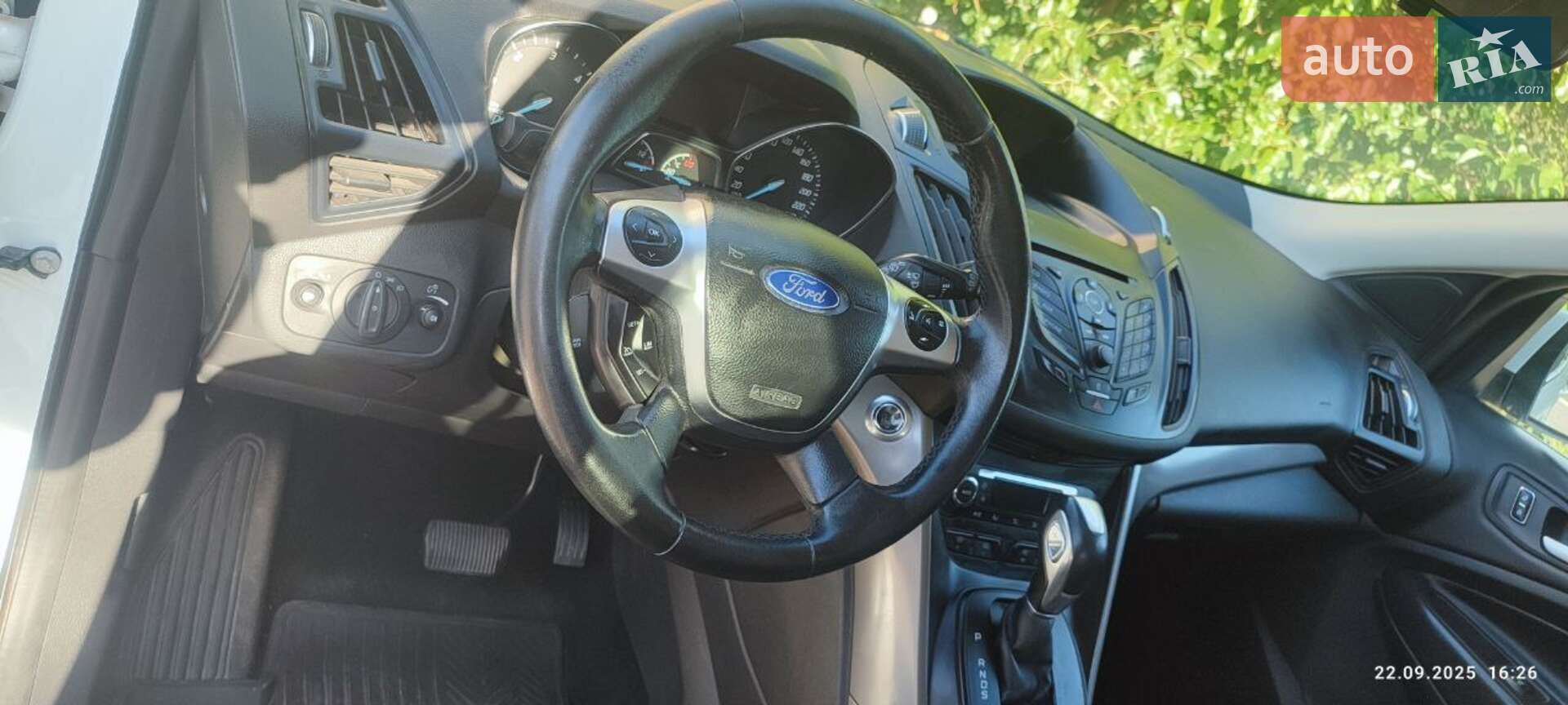 Ford Kuga 2016 VIN WF0AXXWPMAGA25030 фото оголошення 6 з 20