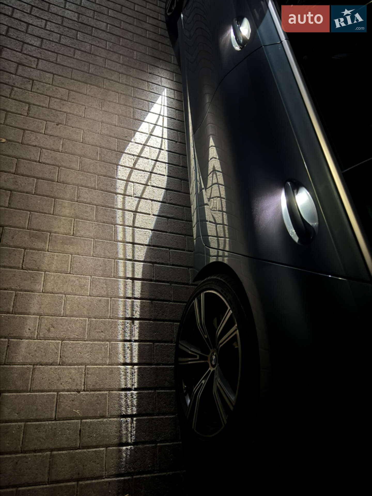 BMW 3 Series 2019 VIN WBA5R7C03LFH47349 фото оголошення 25 з 30