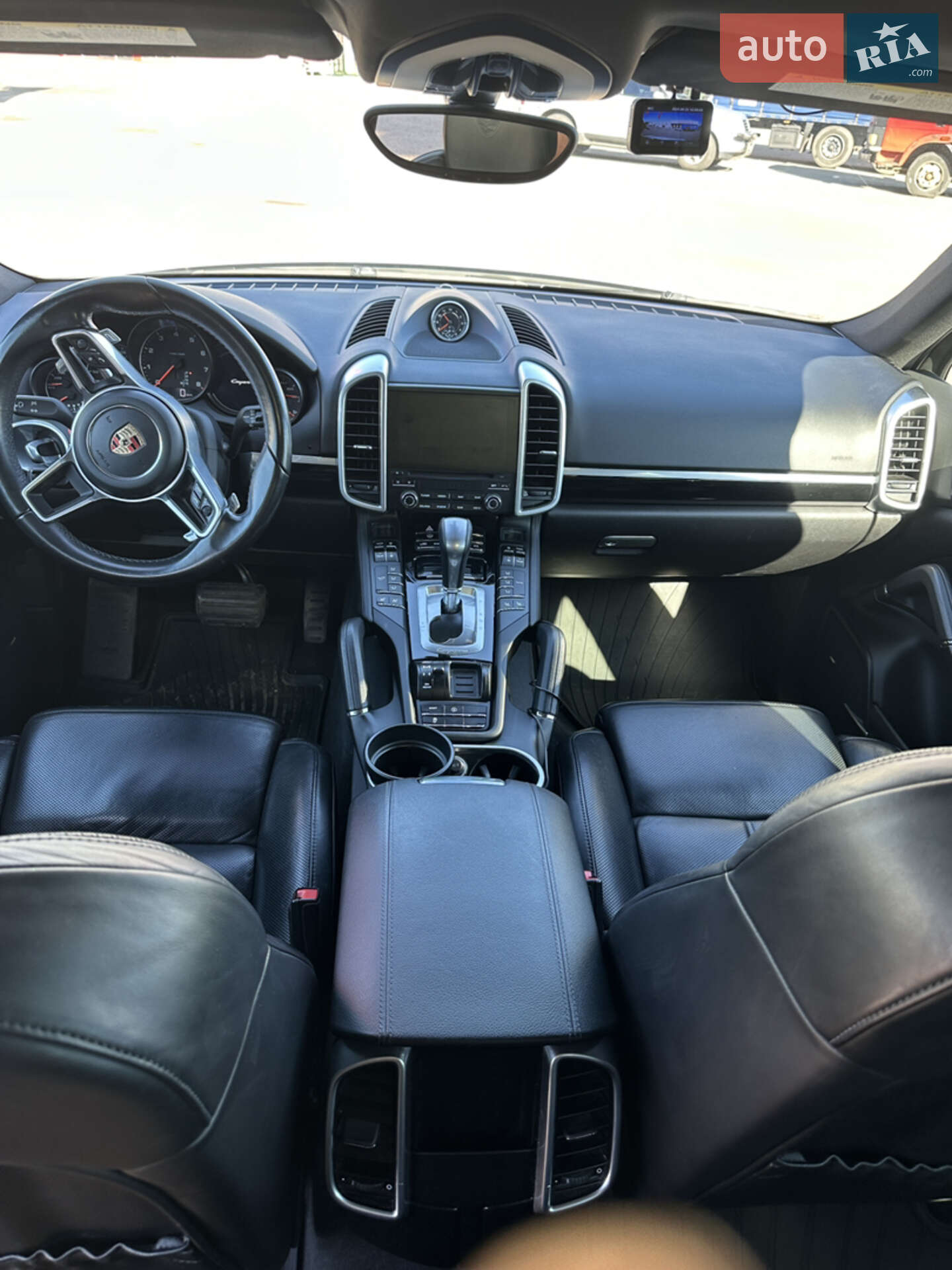 Porsche Cayenne 2017 VIN WP1AA2A21HKA86656 фото оголошення 26 з 32