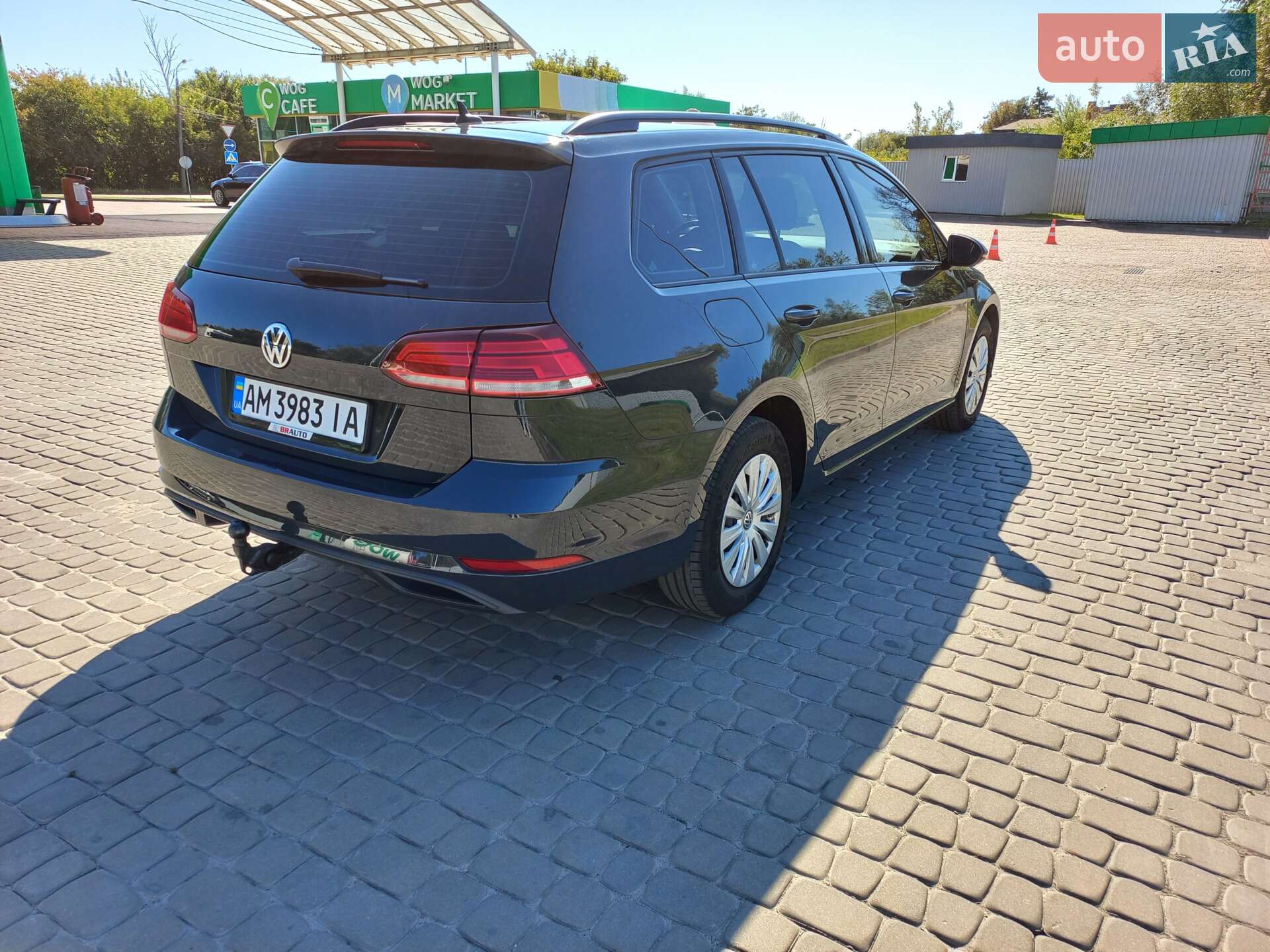 Volkswagen Golf 2018 VIN WVWZZZAUZJP632357 фото оголошення 3 з 20