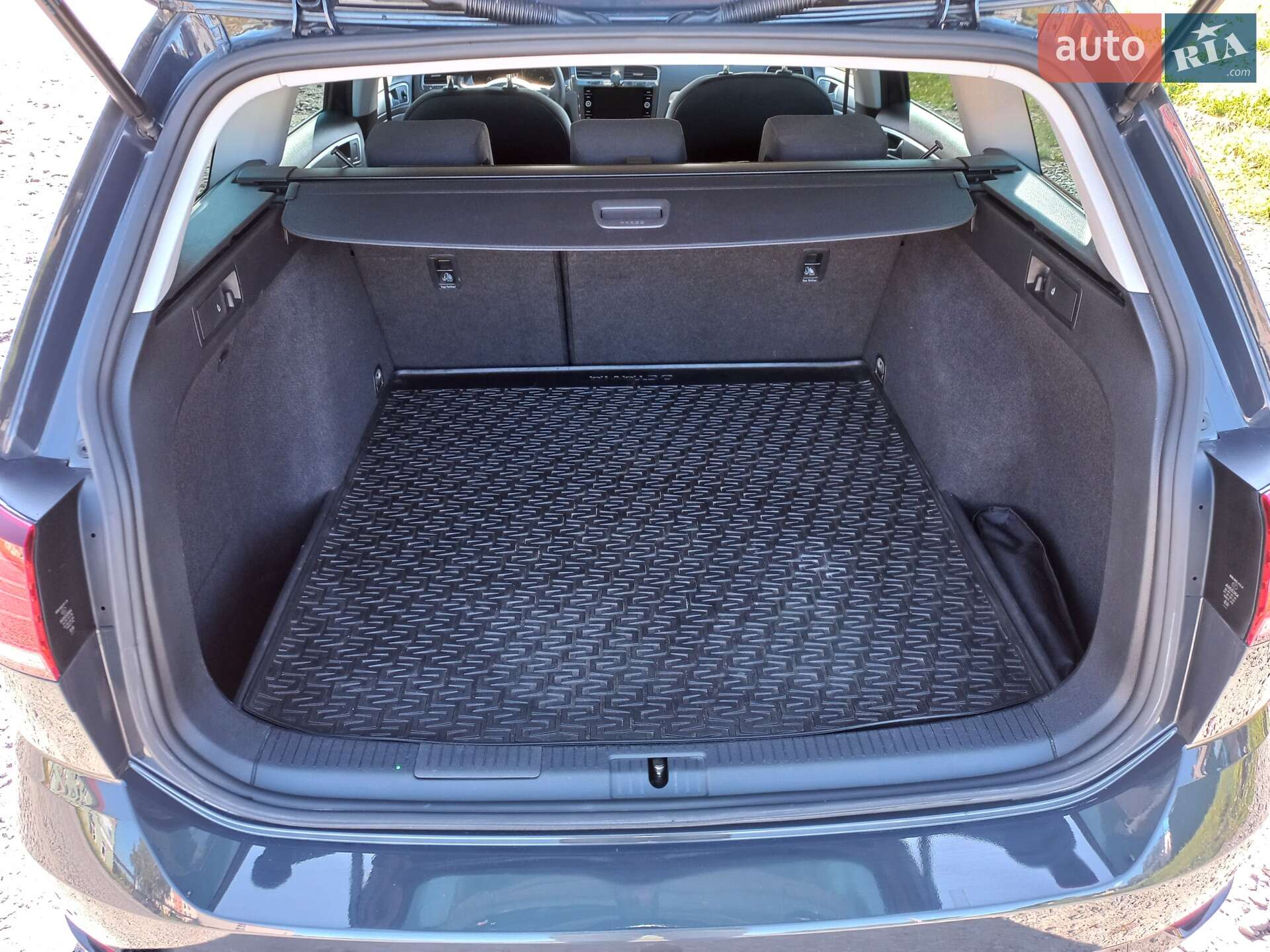 Volkswagen Golf 2018 VIN WVWZZZAUZJP632357 фото оголошення 19 з 20