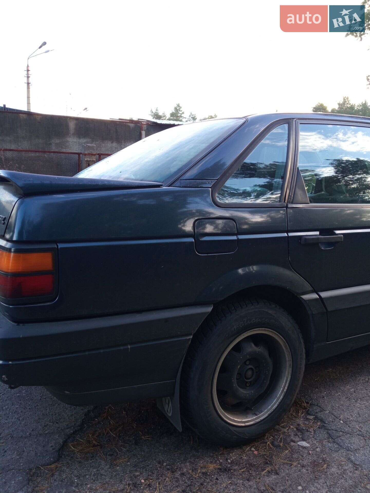 Volkswagen Passat 1990 VIN WVWZZZ31ZLE178081 фото оголошення 2 з 30