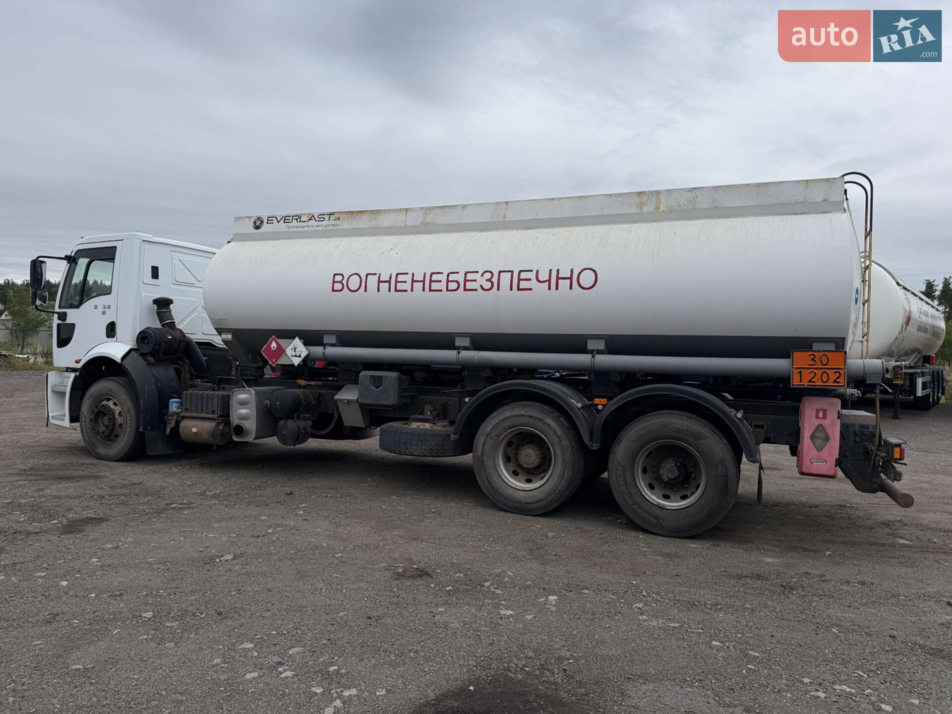 Ford Cargo 2014 VIN Y79180003E9B21001 фото оголошення 2 з 46