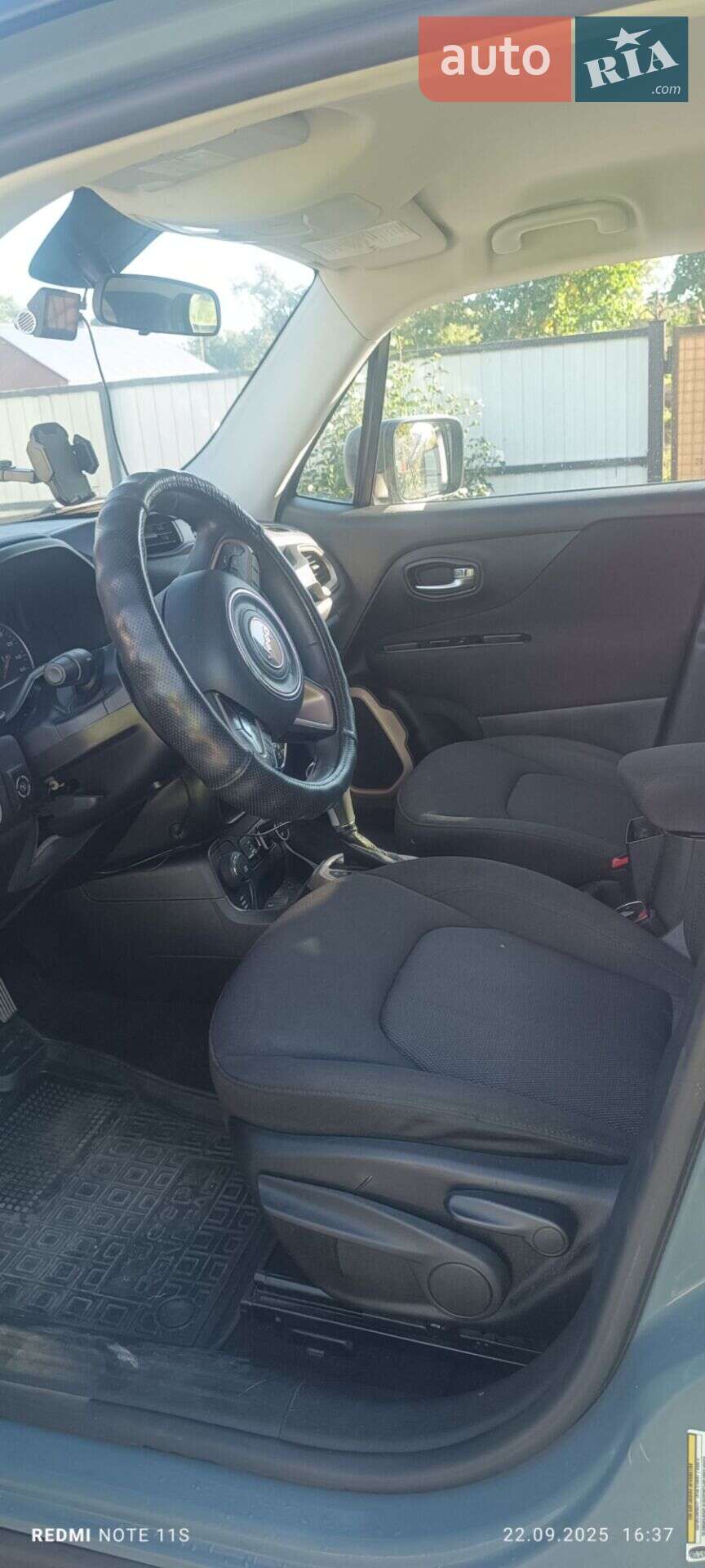 Jeep Renegade 2016 VIN ZACCJBAT3GPE18572 фото оголошення 8 з 11