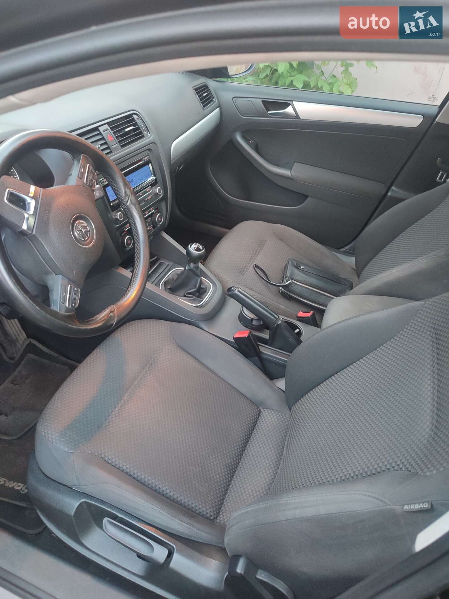 Volkswagen Jetta 2011 VIN WVWZZZ16ZBM131562 фото оголошення 3 з 7