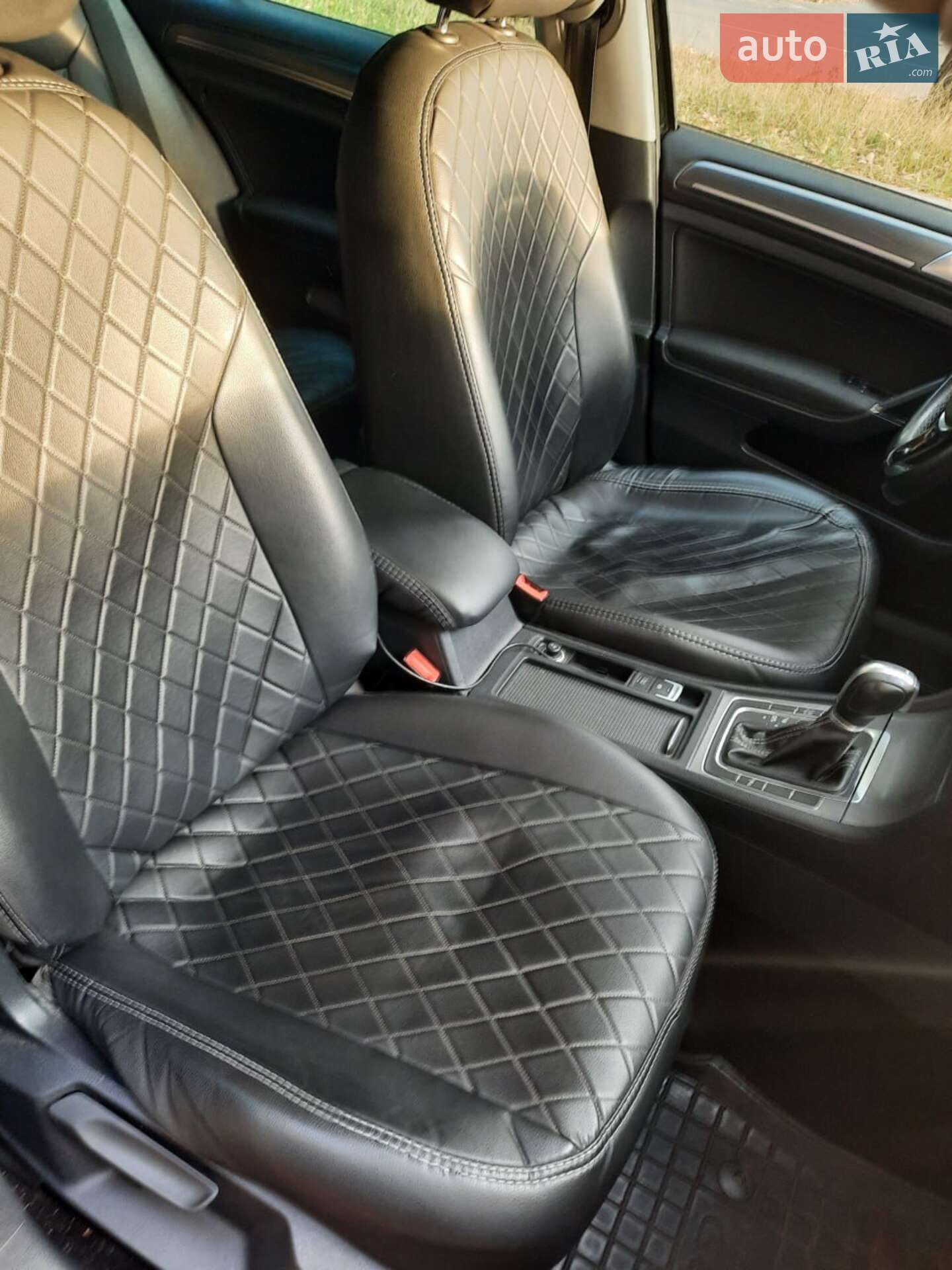 Volkswagen Golf 2015 VIN WVWZZZAUZFP610991 фото оголошення 11 з 19